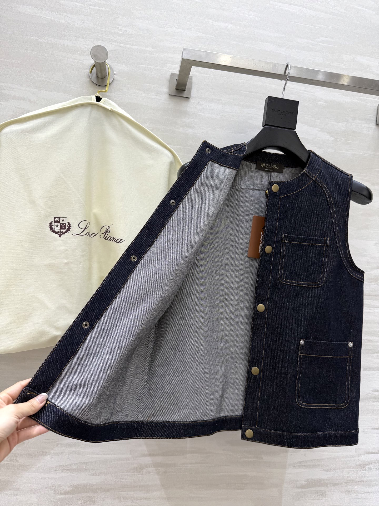 #LP🆕²⁵新款 复古牛仔马甲 高品质 现货首发size：S/M/L/XL（s码胸围：96，衣长：64）