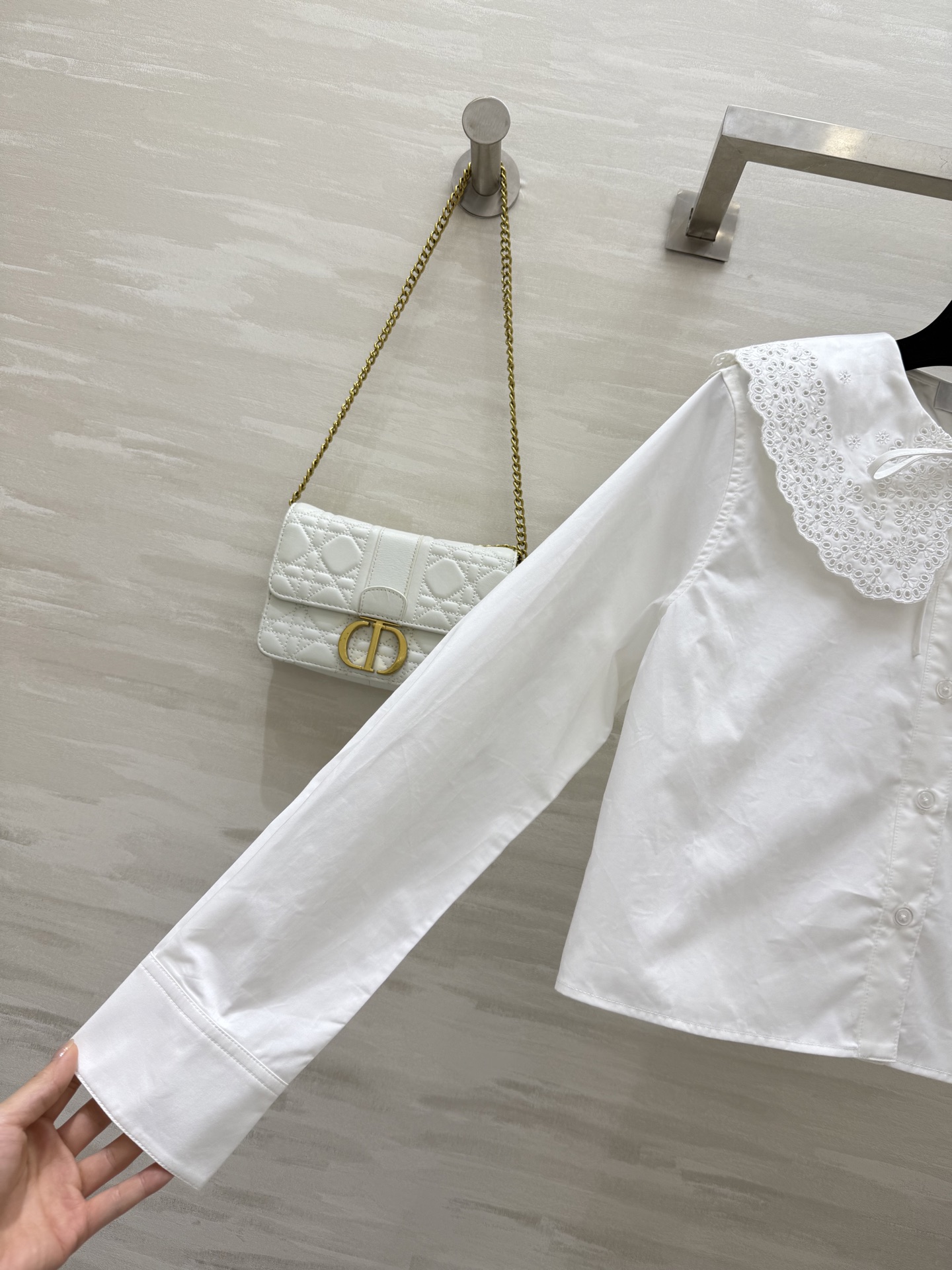 #CELIN♡²⁵早秋新款 棉质英格兰刺绣衬衫 精致高级 高品质定制 现货首发size：S/M/L（s码