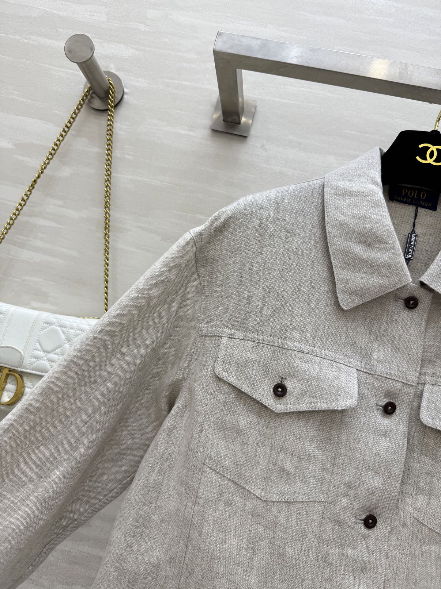 #拉夫劳伦²⁵早秋新款 亚麻外套 松弛有度 实实在在时髦感 胸前经典刺绣图案 整个版型上身精气神 自带休