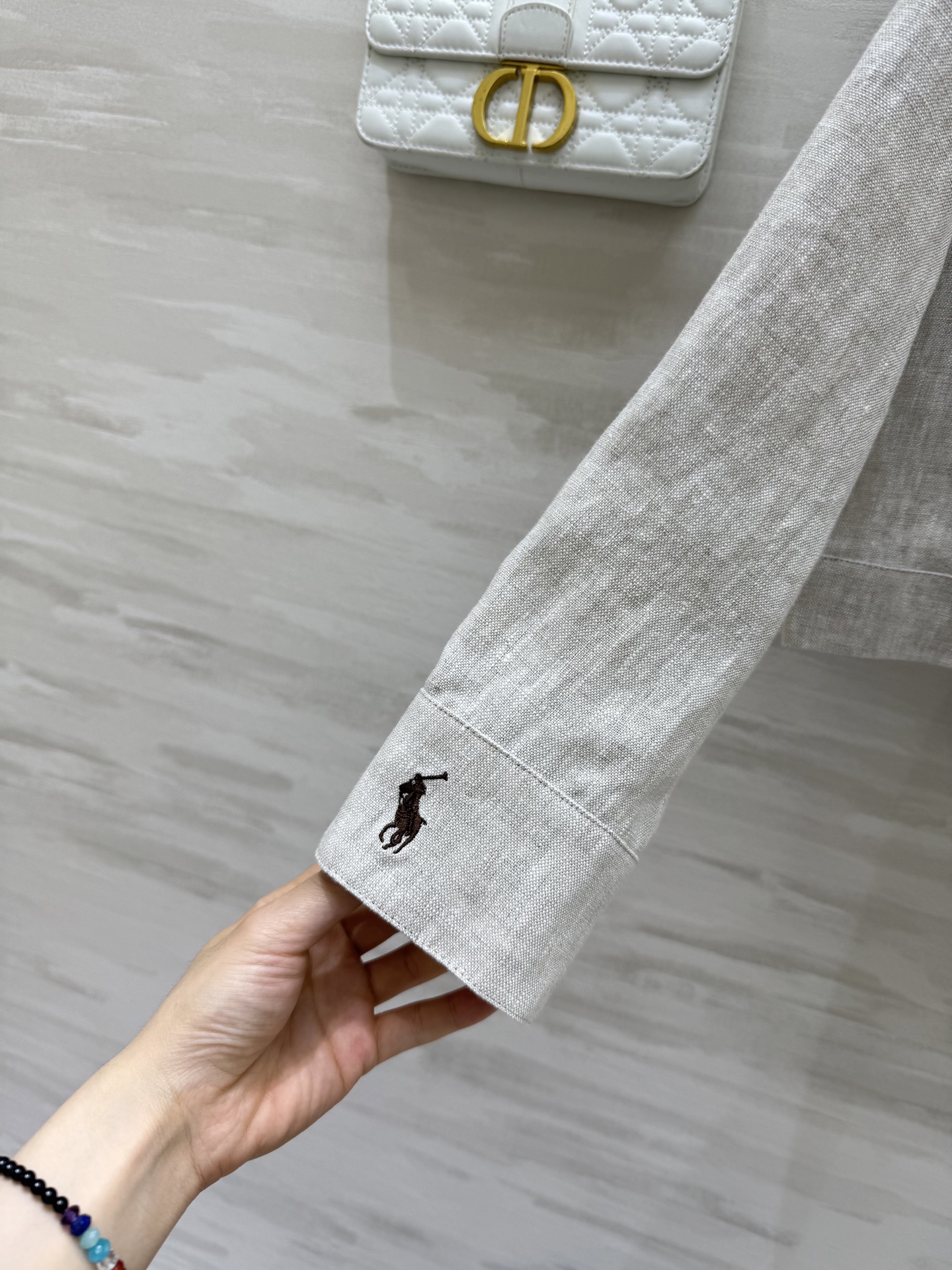 #拉夫劳伦²⁵早秋新款 亚麻外套 松弛有度 实实在在时髦感 胸前经典刺绣图案 整个版型上身精气神 自带休