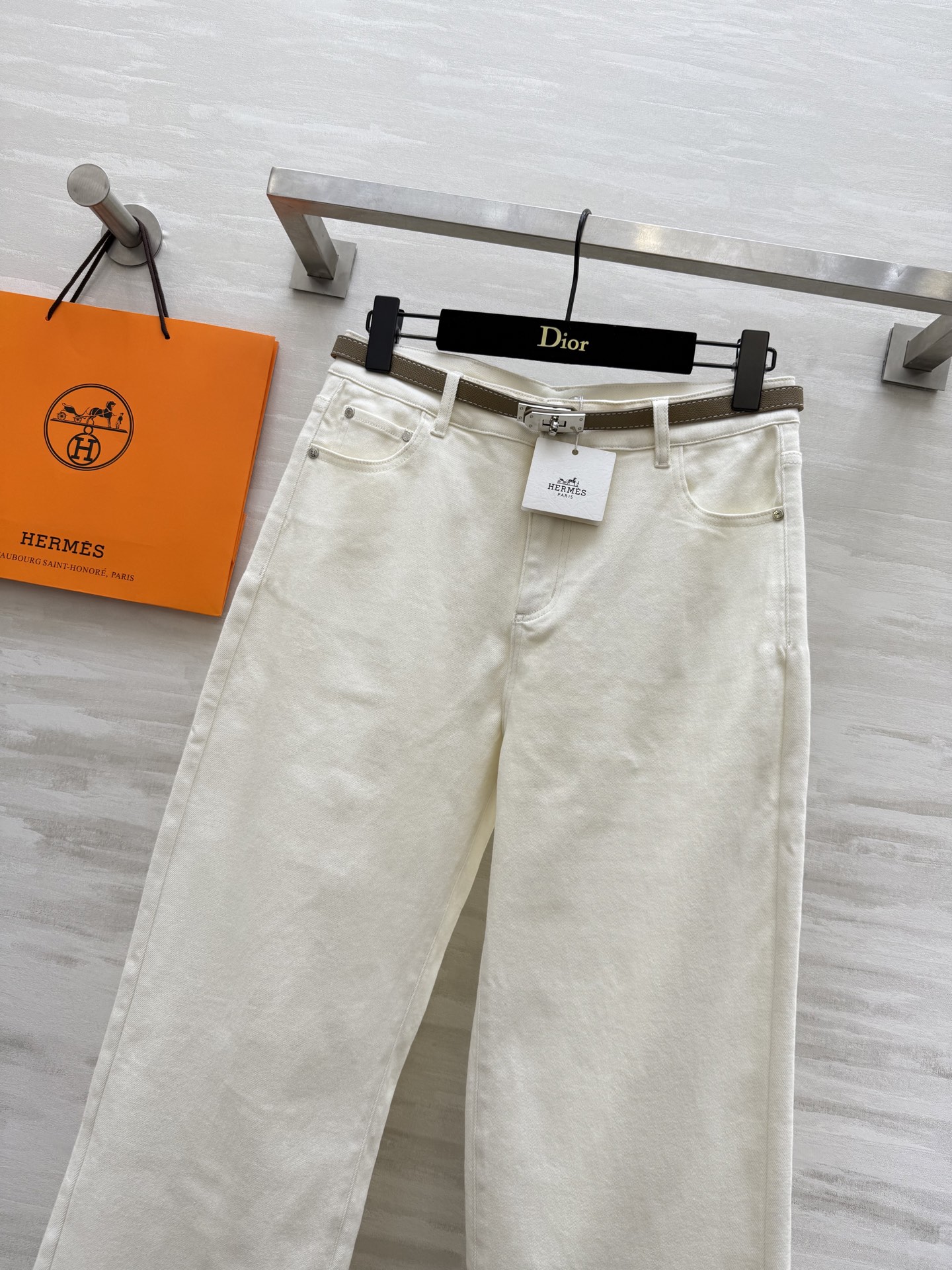 #Herme♡²⁵早秋新款 复古做旧洗水阔腿直筒牛仔裤 阔腿直筒版型 超级显瘦 不挑搭配又百搭 洗水工艺