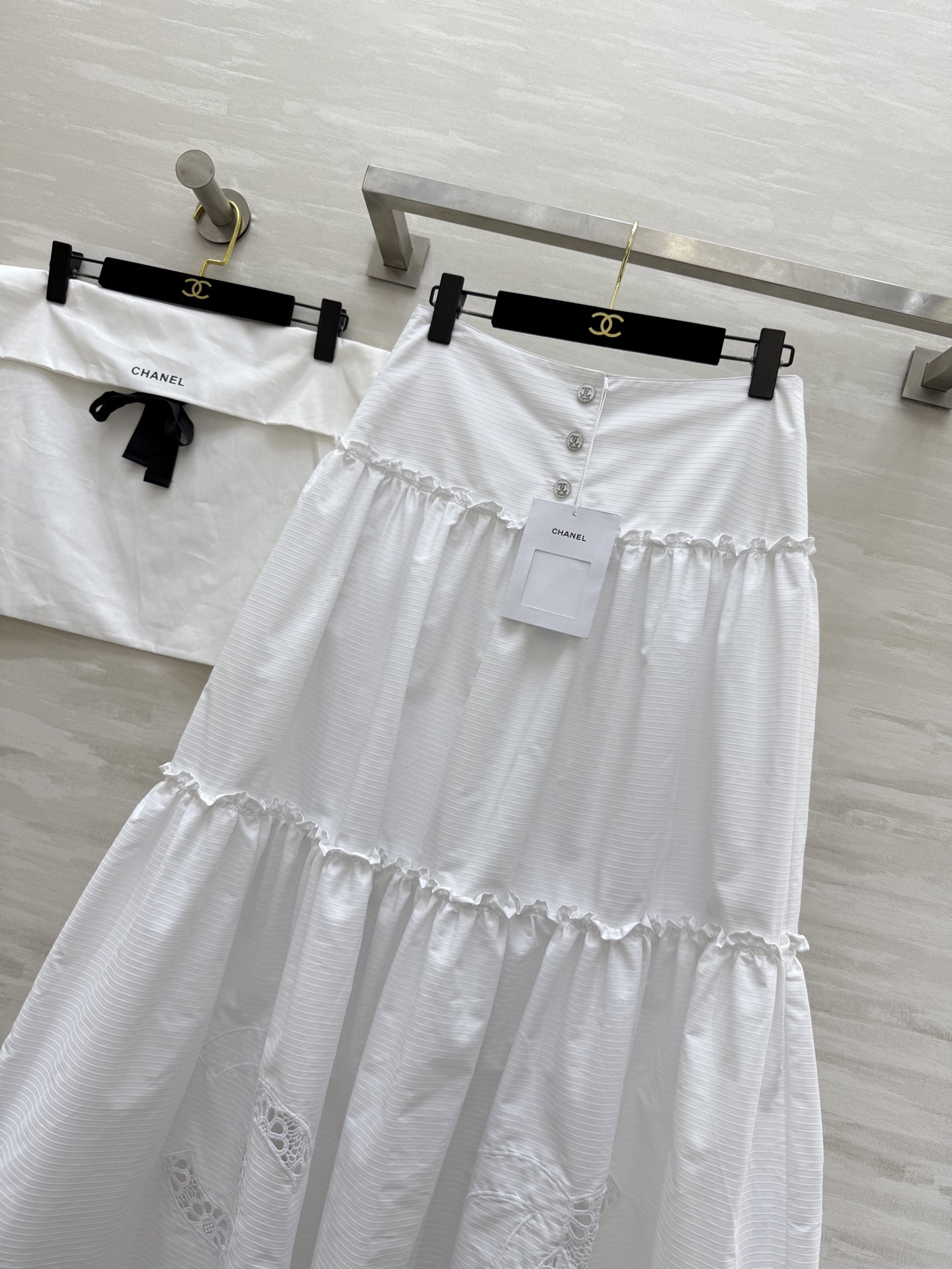 #Chane♡²⁵早秋新款 双C刺绣🪡半裙 高品质定制 现货首发size：36/38/40（36码腰围：