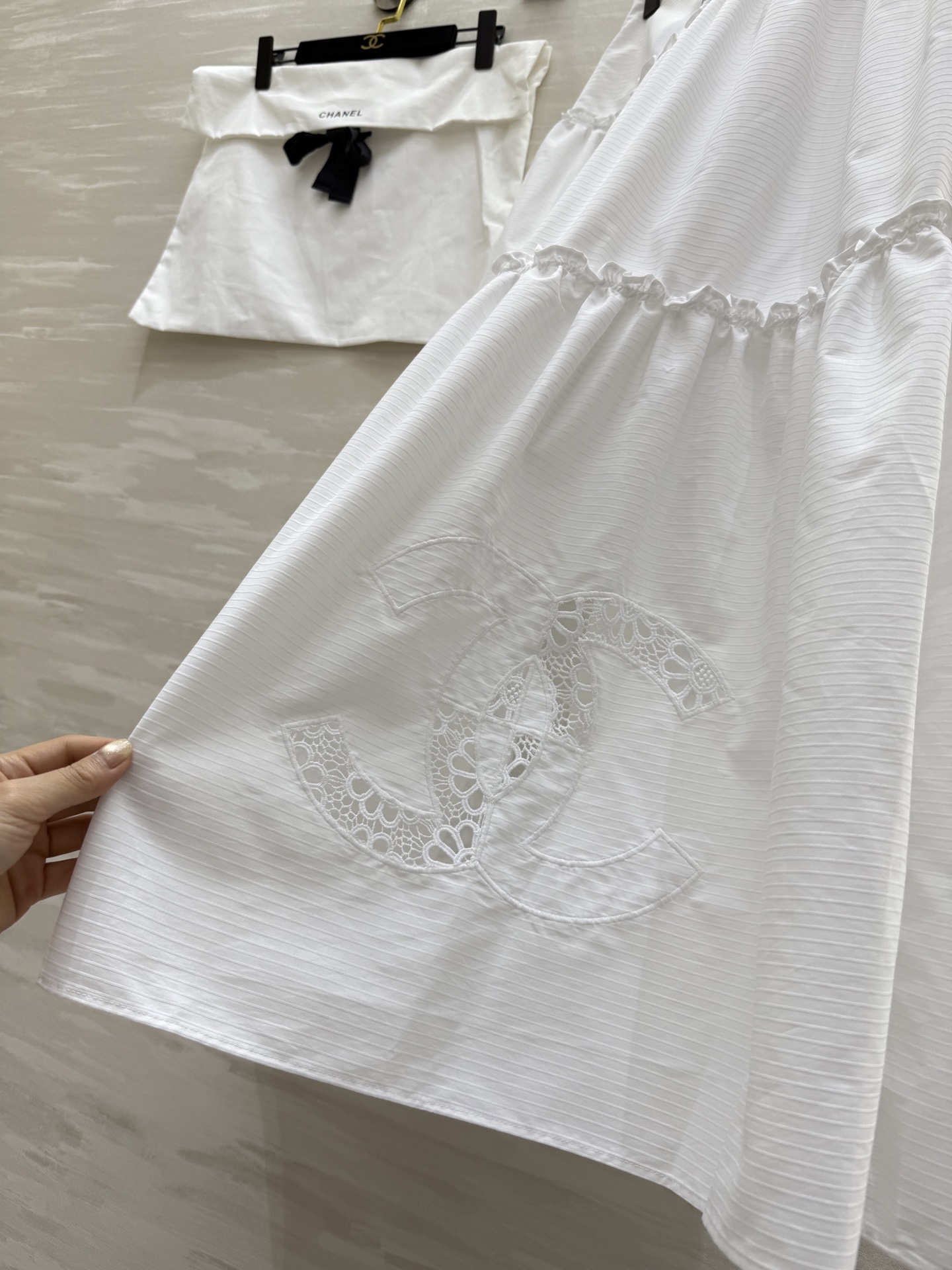 #Chane♡²⁵早秋新款 双C刺绣🪡半裙 高品质定制 现货首发size：36/38/40（36码腰围：
