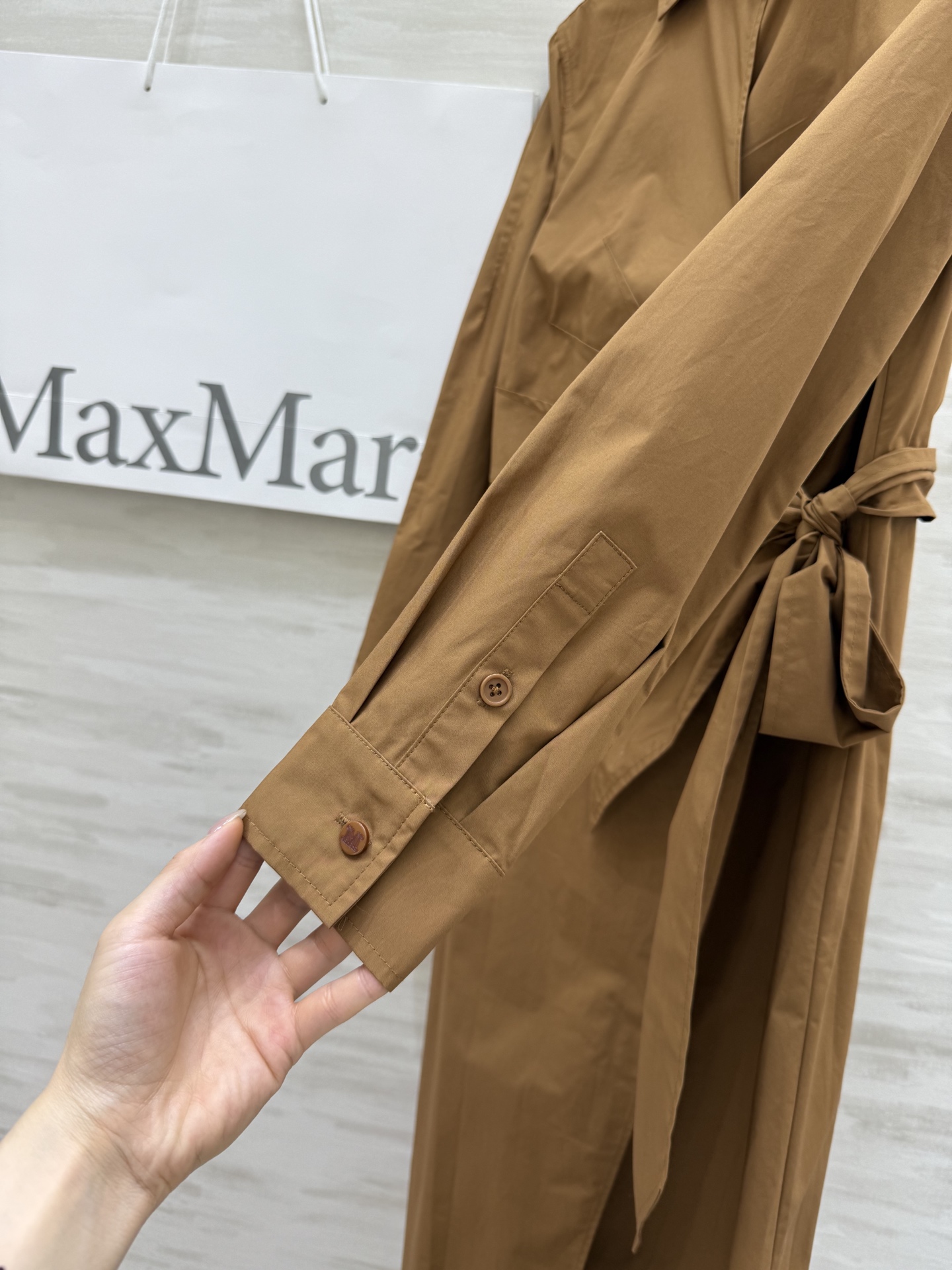 MaxMara｜围裹式衬衣裙 高品质定制 现货首发size：S/M/L（s码胸围：90，衣长：110）