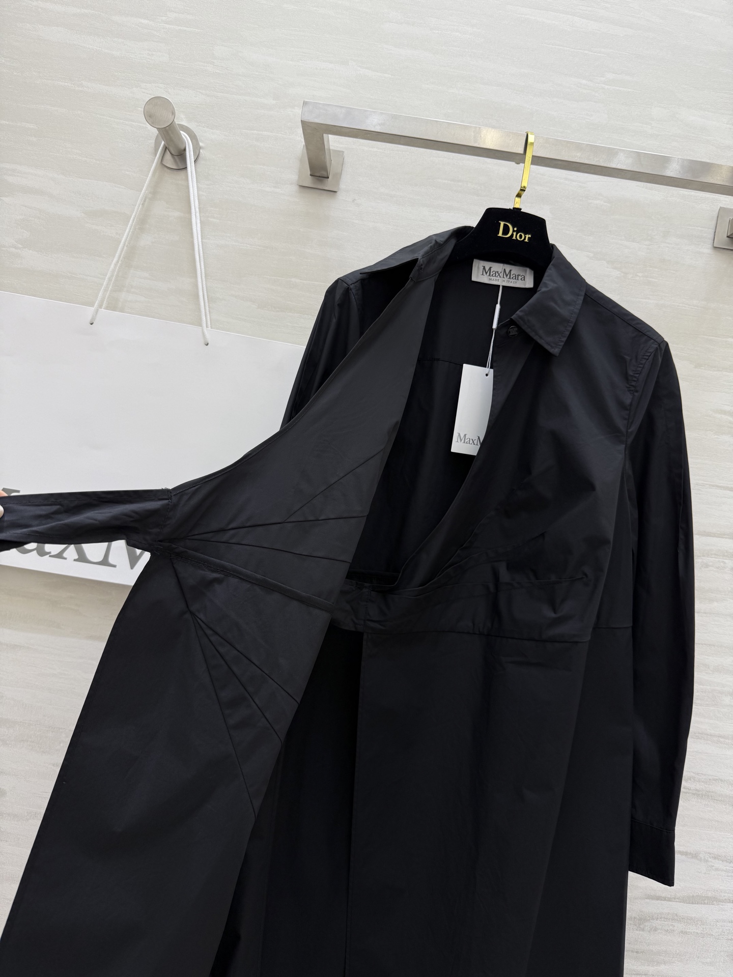 MaxMara｜围裹式衬衣裙 高品质定制 现货首发size：S/M/L（s码胸围：90，衣长：110）