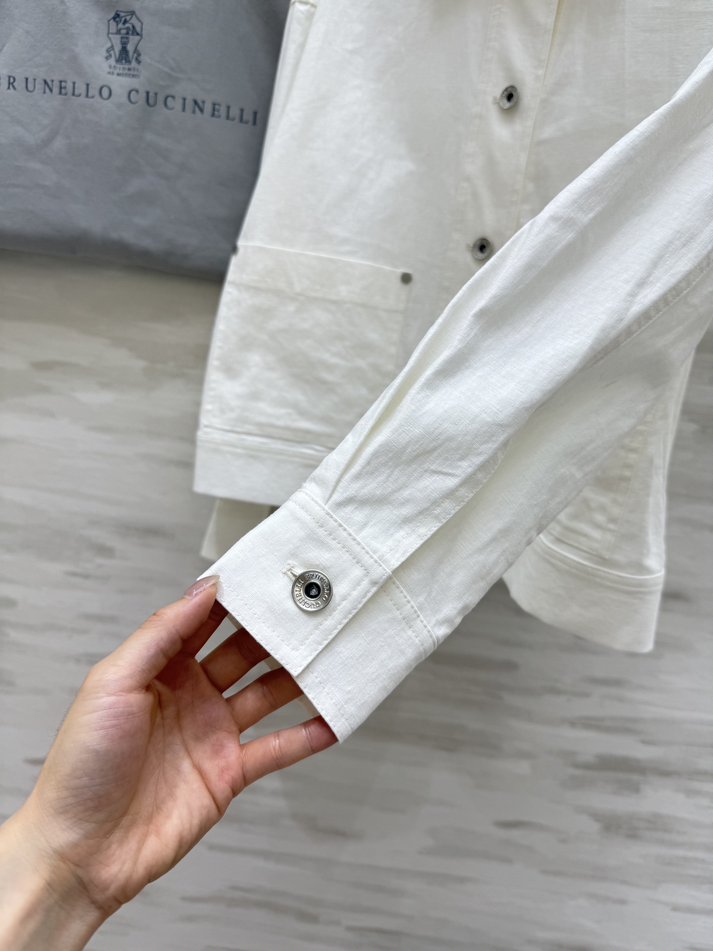 #BC²⁵早秋新款 老钱风休闲双口袋 亚麻翻领夹克外套 进口100%亚麻面料 轻盈透气质感超赞 铜链装饰