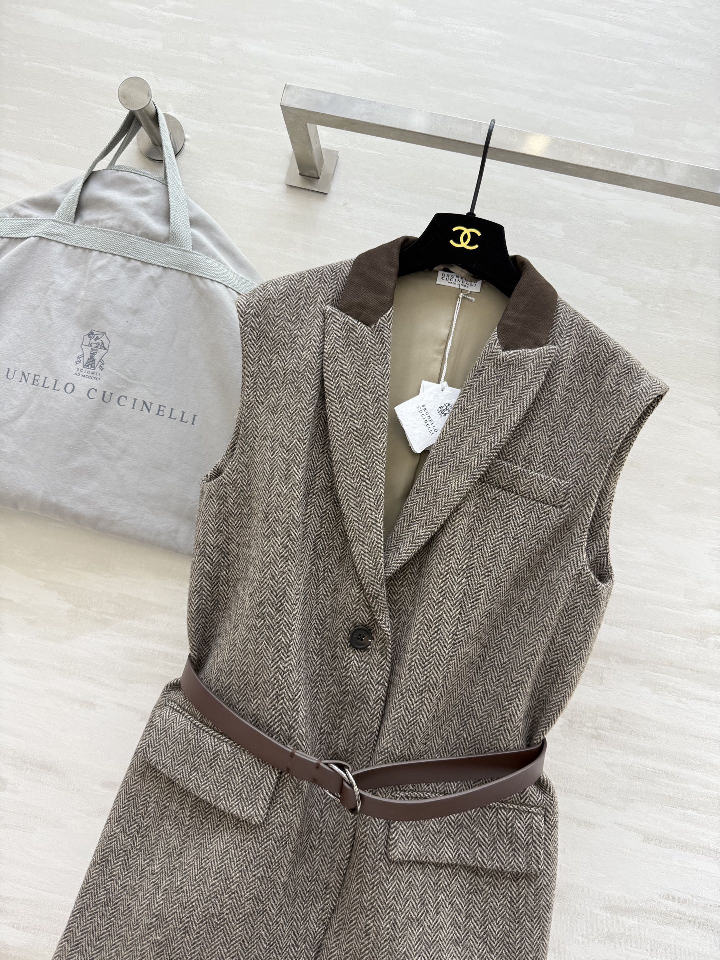 #Brunello Cucinell♡²⁵早秋新款 人字纹毛呢马甲外套 高品质定制 现货首发size：S