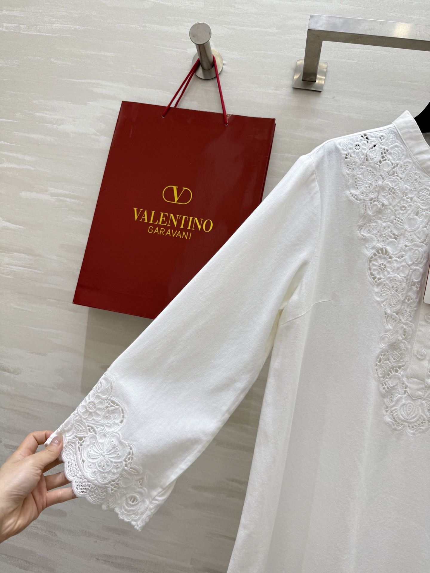 #Valentin♡²⁵早秋新款 重工刺绣连衣裙 立体定位镂空刺绣面料特别重工 上身超美  高品质定制 