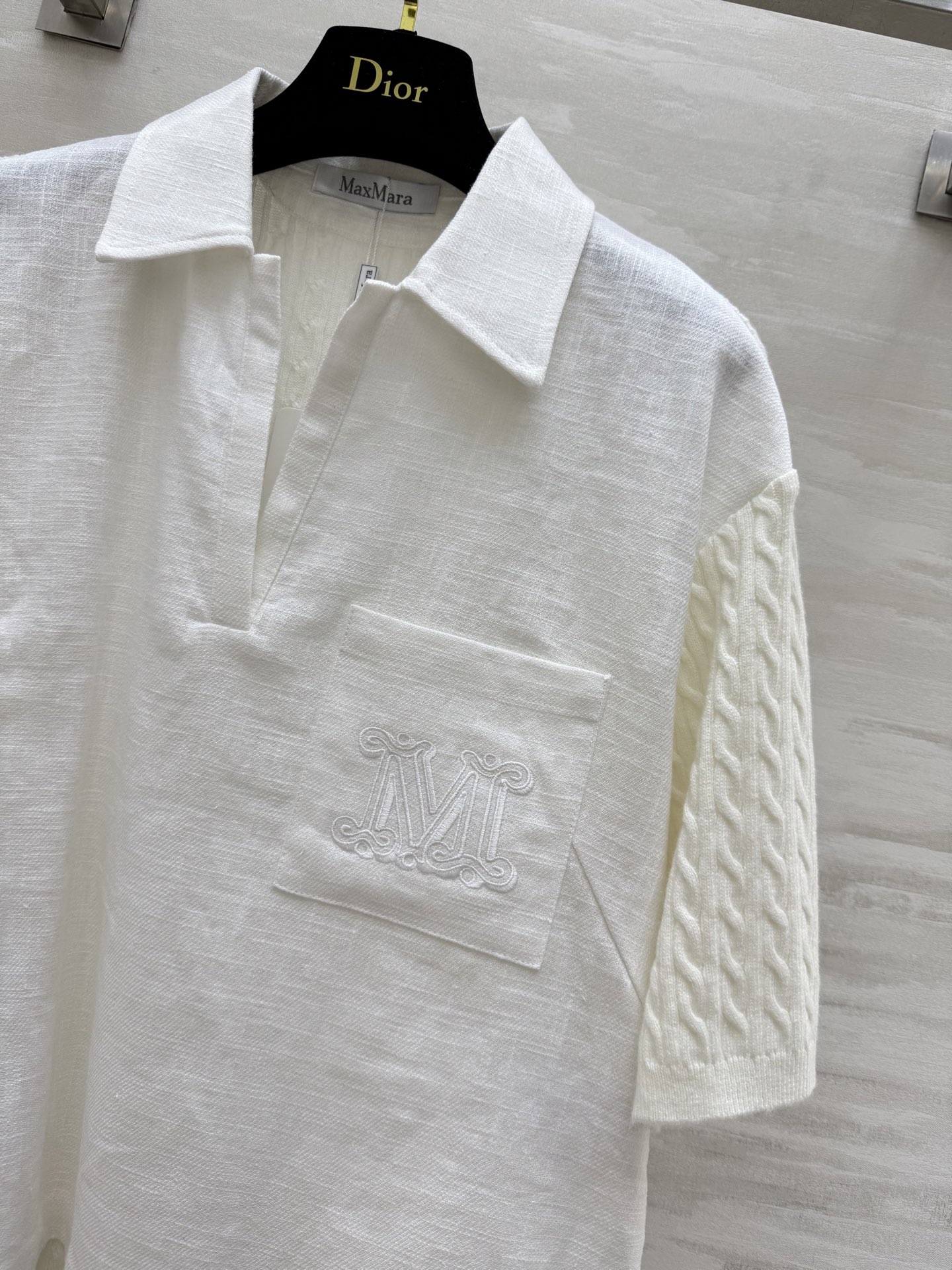 #Maxmar♡²⁵早秋新款 刺绣字母口袋翻领衬衣 拼接针织设计亚麻面料质感轻盈舒适 气质小翻领帅气又时