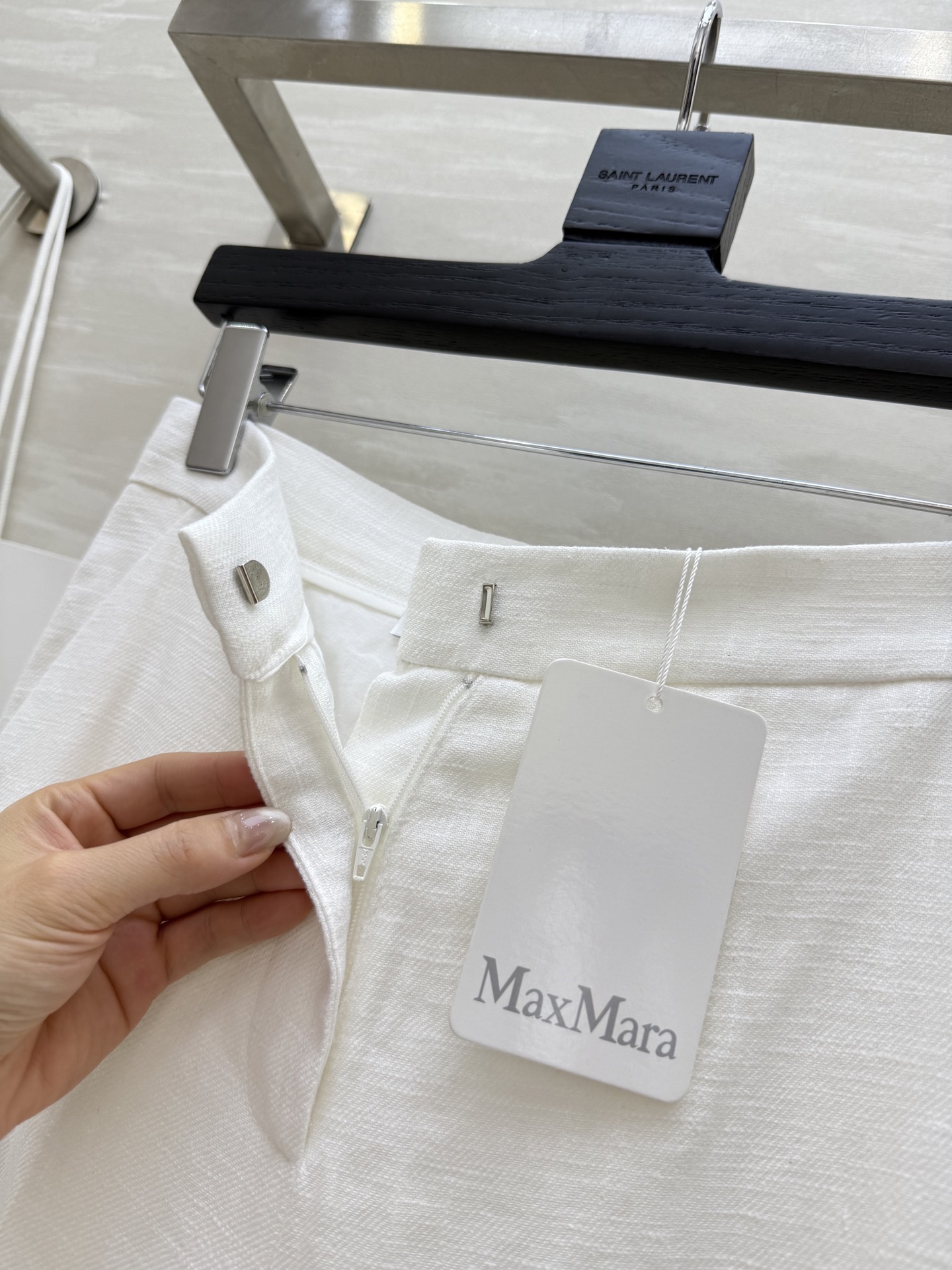 #MaxMar♡²⁵早秋新款 极简主义 亚麻直筒西裤 极简主义 定制高定密度亚麻面料挺阔有型 慵懒随性的