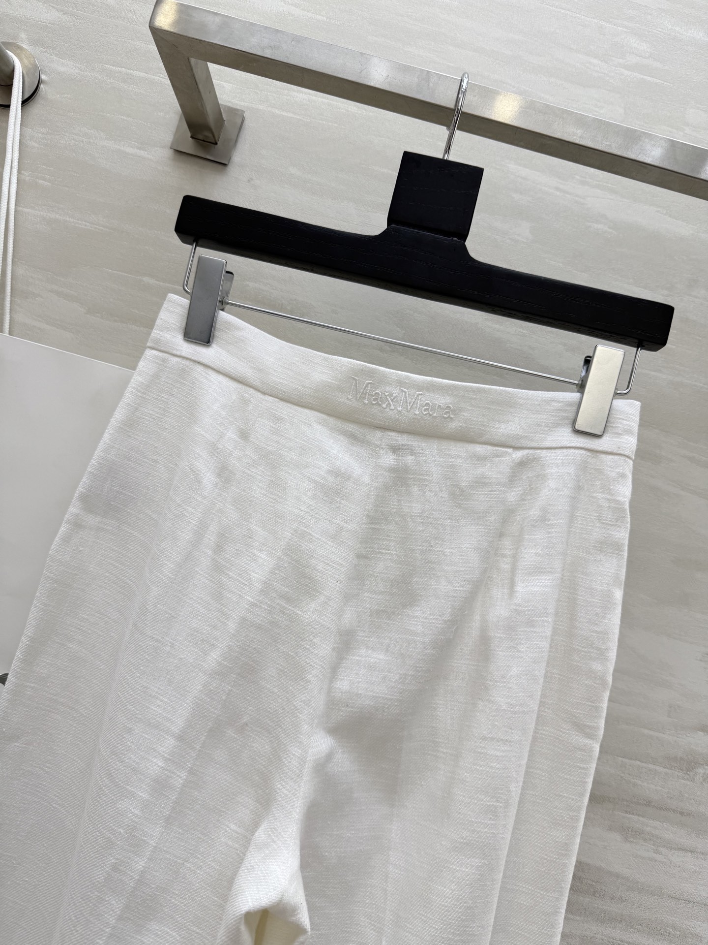 #MaxMar♡²⁵早秋新款 极简主义 亚麻直筒西裤 极简主义 定制高定密度亚麻面料挺阔有型 慵懒随性的