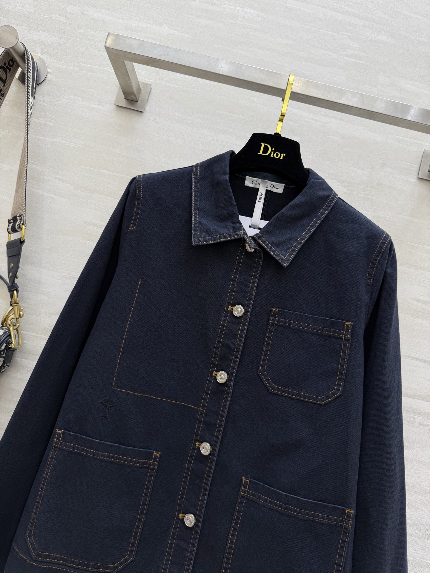 #DIO♡²⁵早秋新款 极简风牛仔衬衣外套 定制牛仔面料 立体剪裁版型 高品质 现货首发size：36/