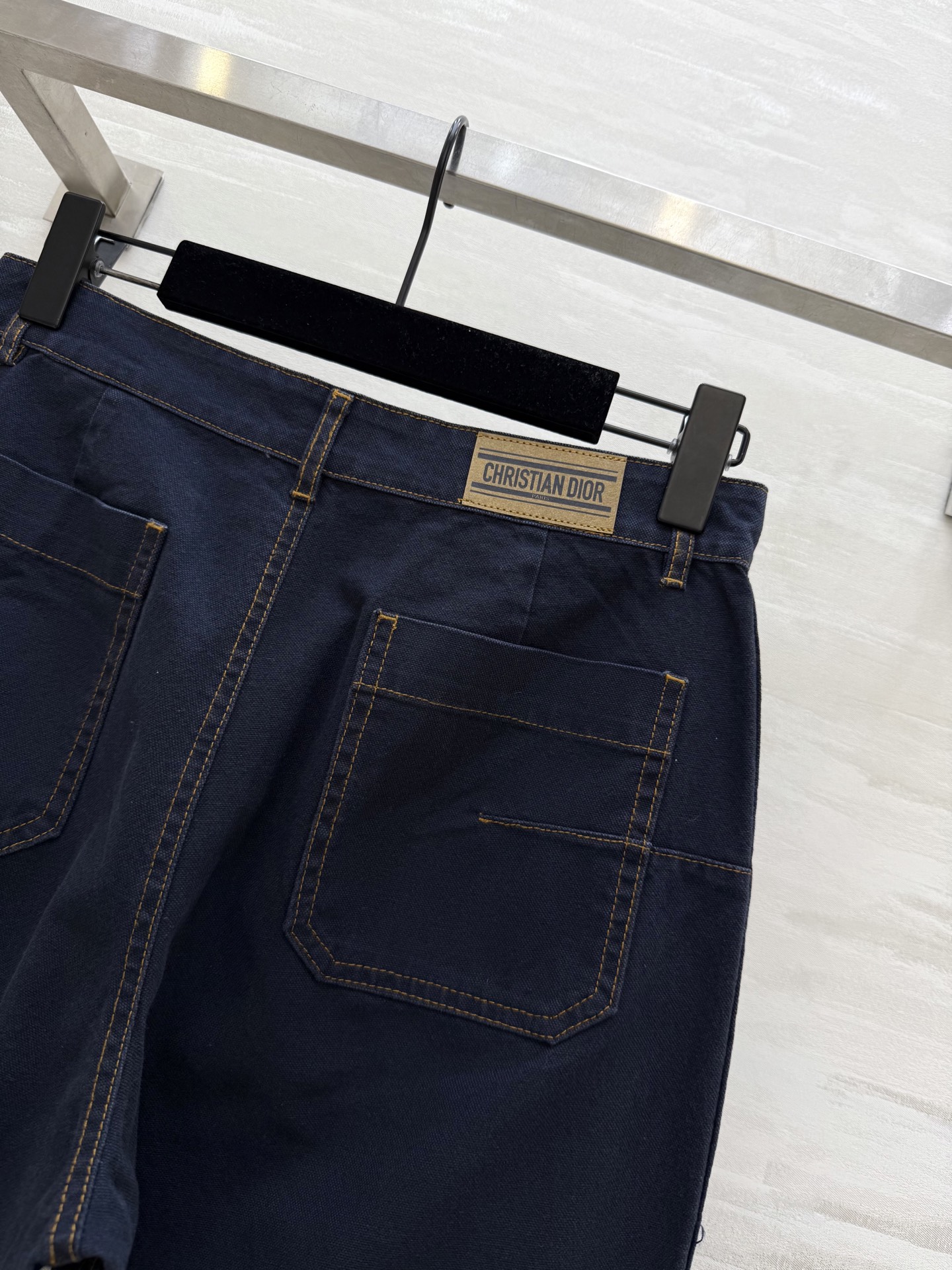 #DIO♡²⁵早秋新款 中高腰双口袋直筒牛仔裤 原版定制面料 立体剪裁裤型 高品质 现货首发size：3