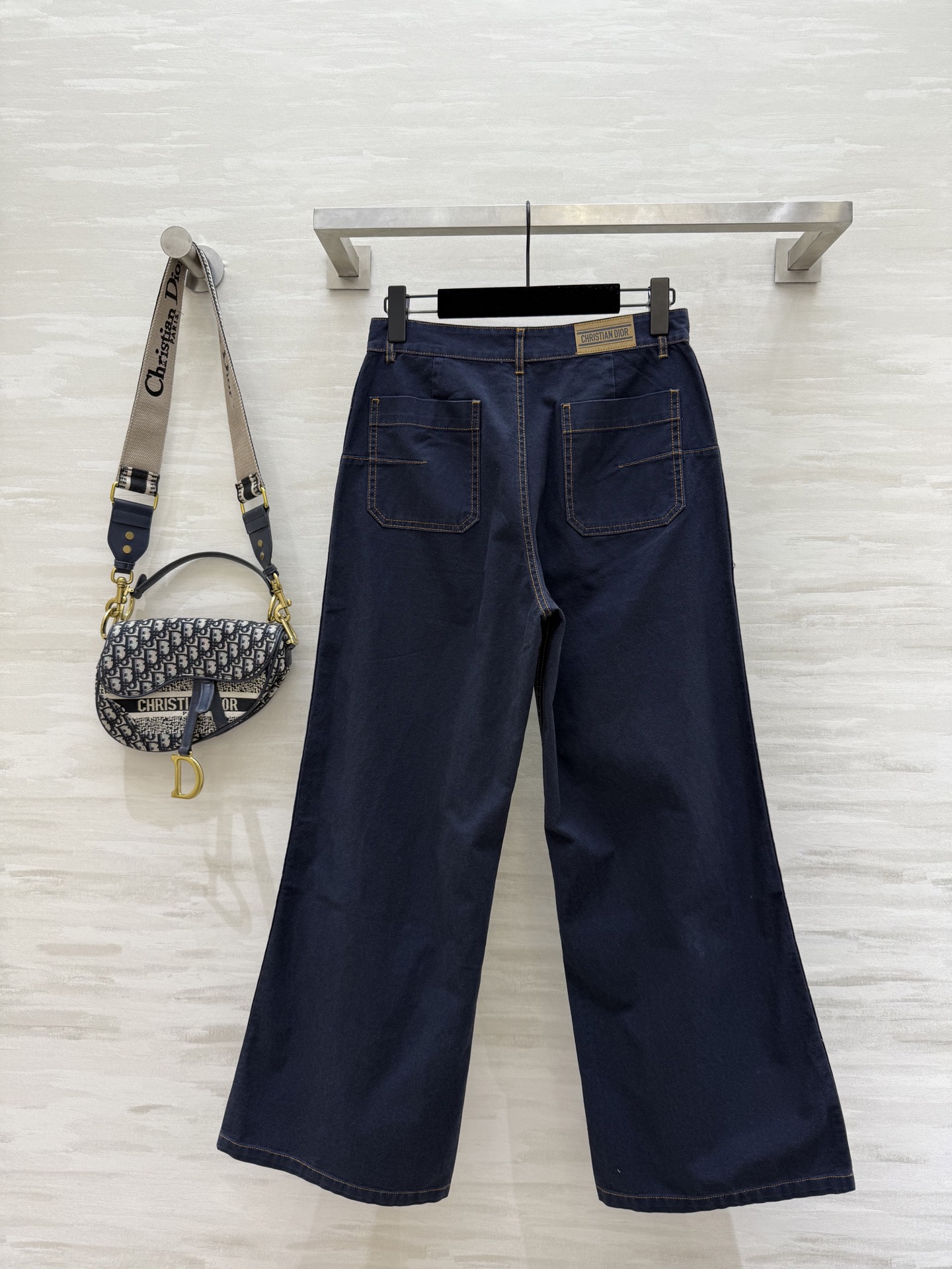 #DIO♡²⁵早秋新款 中高腰双口袋直筒牛仔裤 原版定制面料 立体剪裁裤型 高品质 现货首发size：3