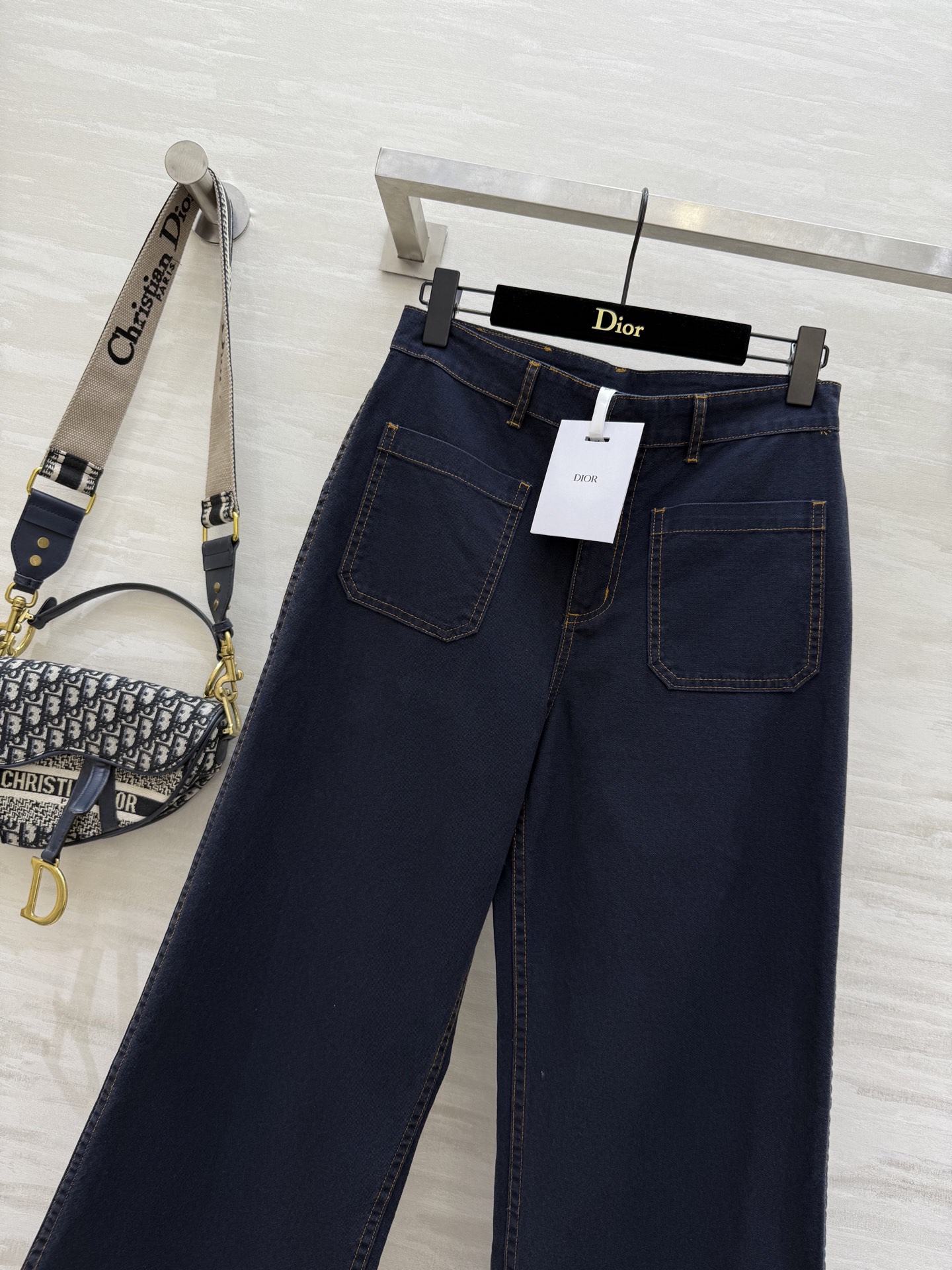 #DIO♡²⁵早秋新款 中高腰双口袋直筒牛仔裤 原版定制面料 立体剪裁裤型 高品质 现货首发size：3