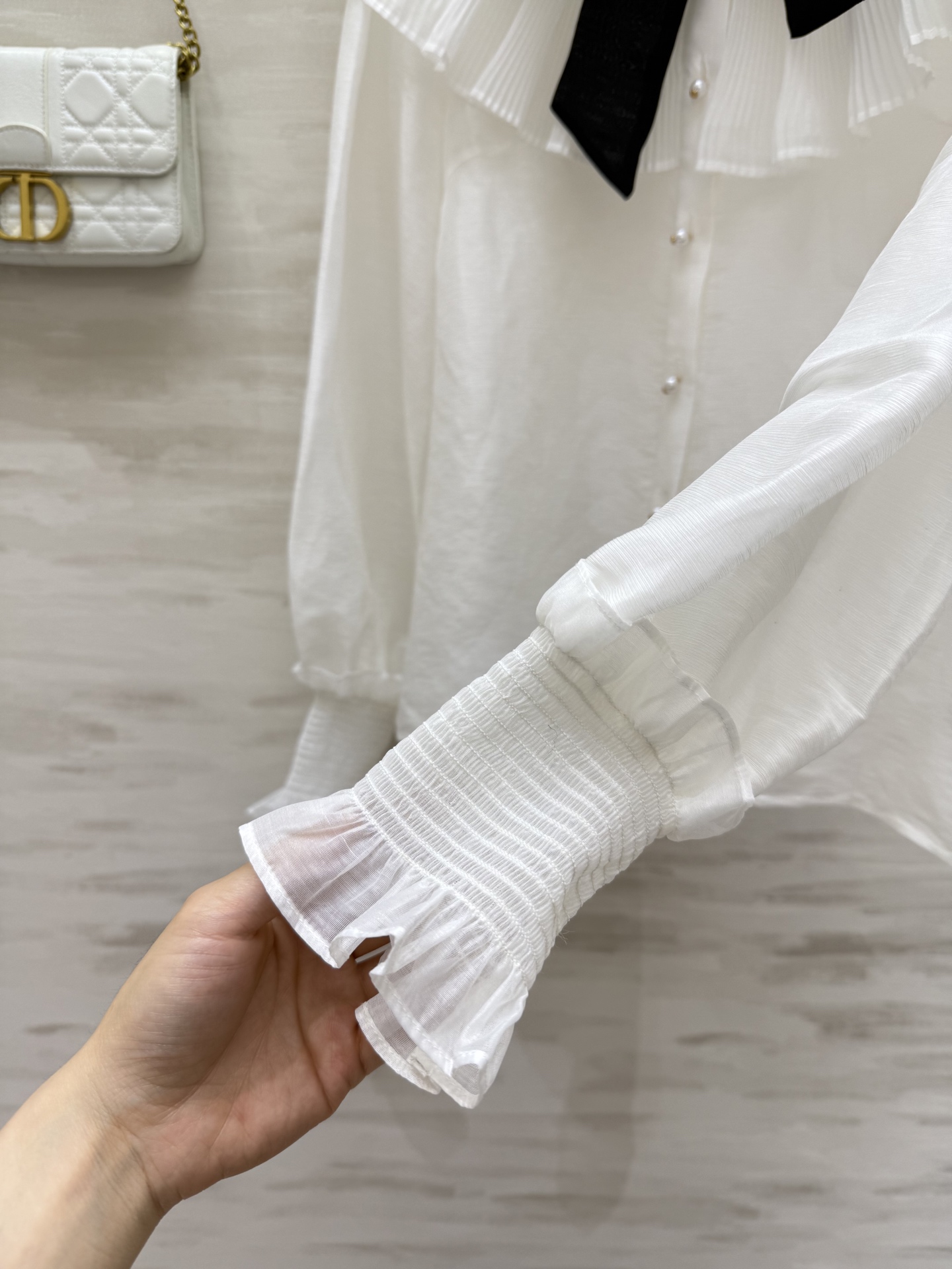 #Zimm²⁵早秋新款 撞色飘带绑带衬衣 浪漫优雅 进口丝麻面料亲肤舒适 高品质定制 现货首发size：