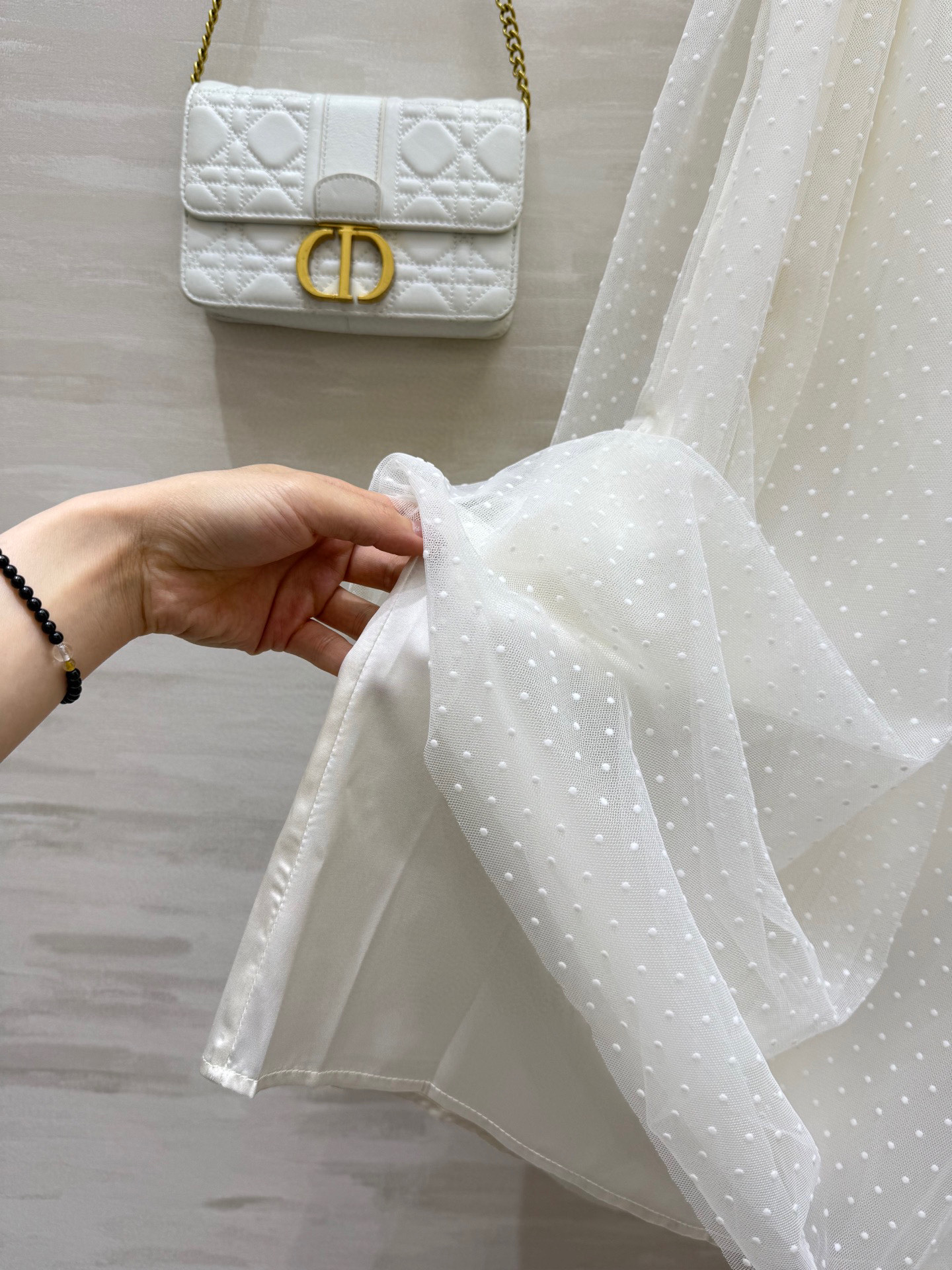 #DIO♡²⁵新款植绒波点网纱百褶半裙  D家经典网纱半裙 超级好搭配 T恤衬衫上身都好看 双层网纱面料