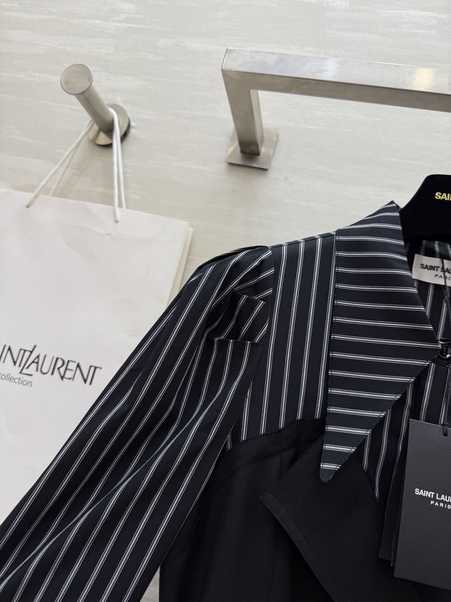 #ysl²⁵秋冬新款 假两件衬衣拼接西装长袖连衣裙 腰部腰带收腰显瘦 立体剪裁版型无敌好穿 高品质定制 