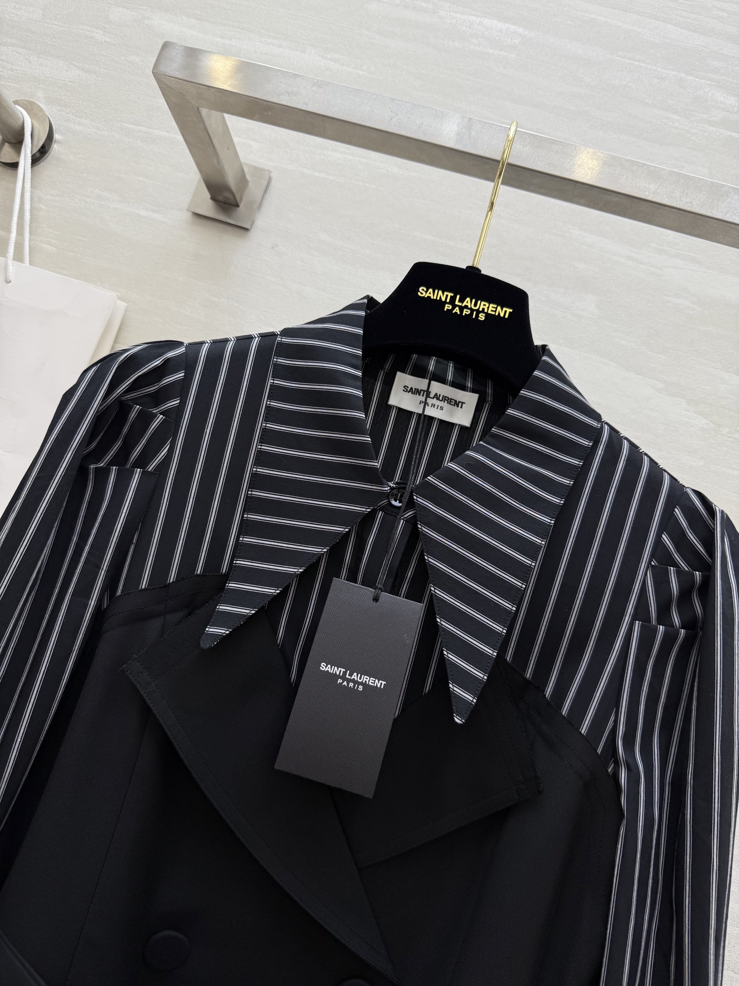 #ysl²⁵秋冬新款 假两件衬衣拼接西装长袖连衣裙 腰部腰带收腰显瘦 立体剪裁版型无敌好穿 高品质定制 