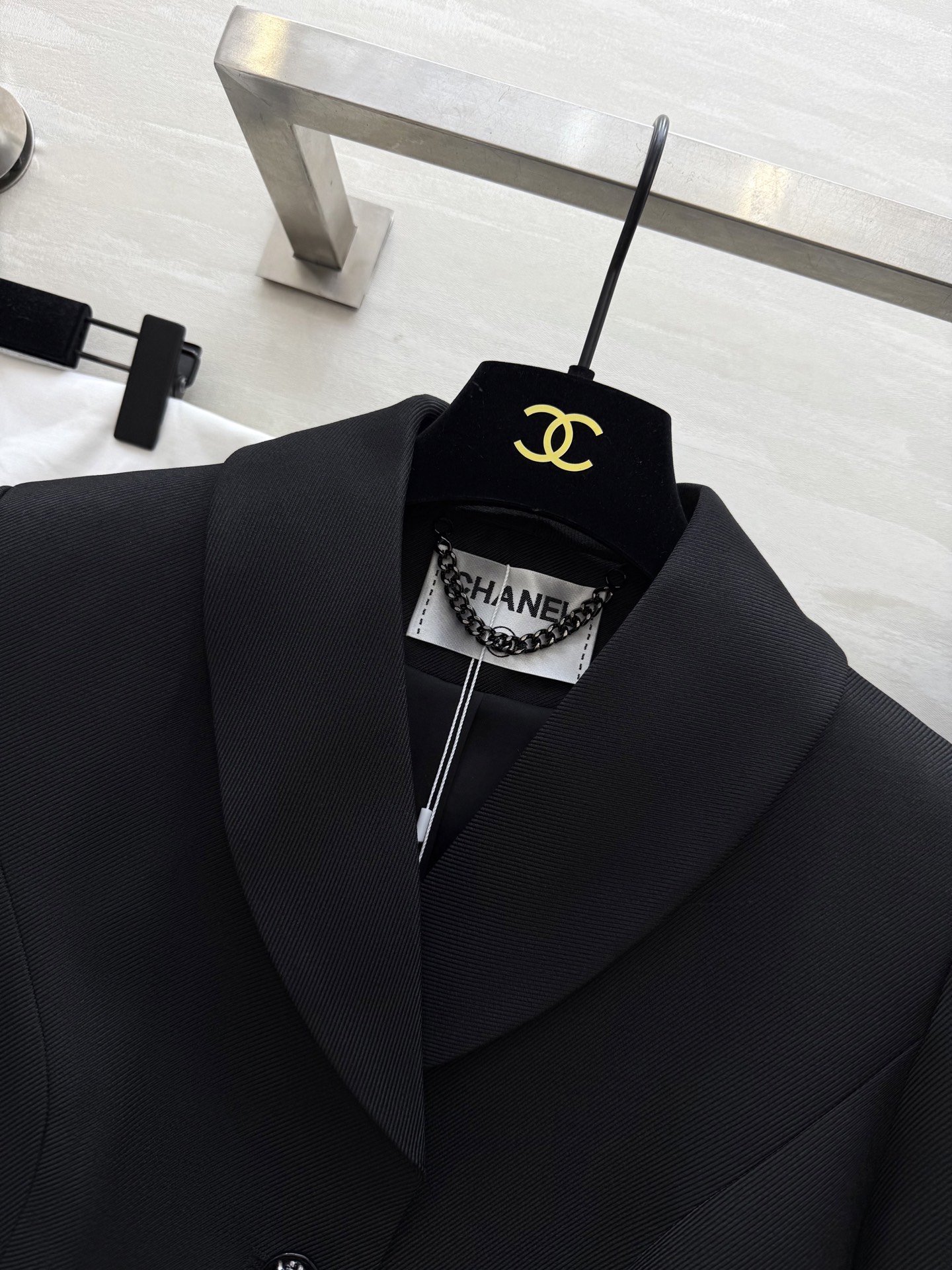 #Chane♡²⁵秋冬新款 立裁西装套装裙 修身流畅线条设计 立体剪裁完美提升腰线 套装裙丰富了层次感和