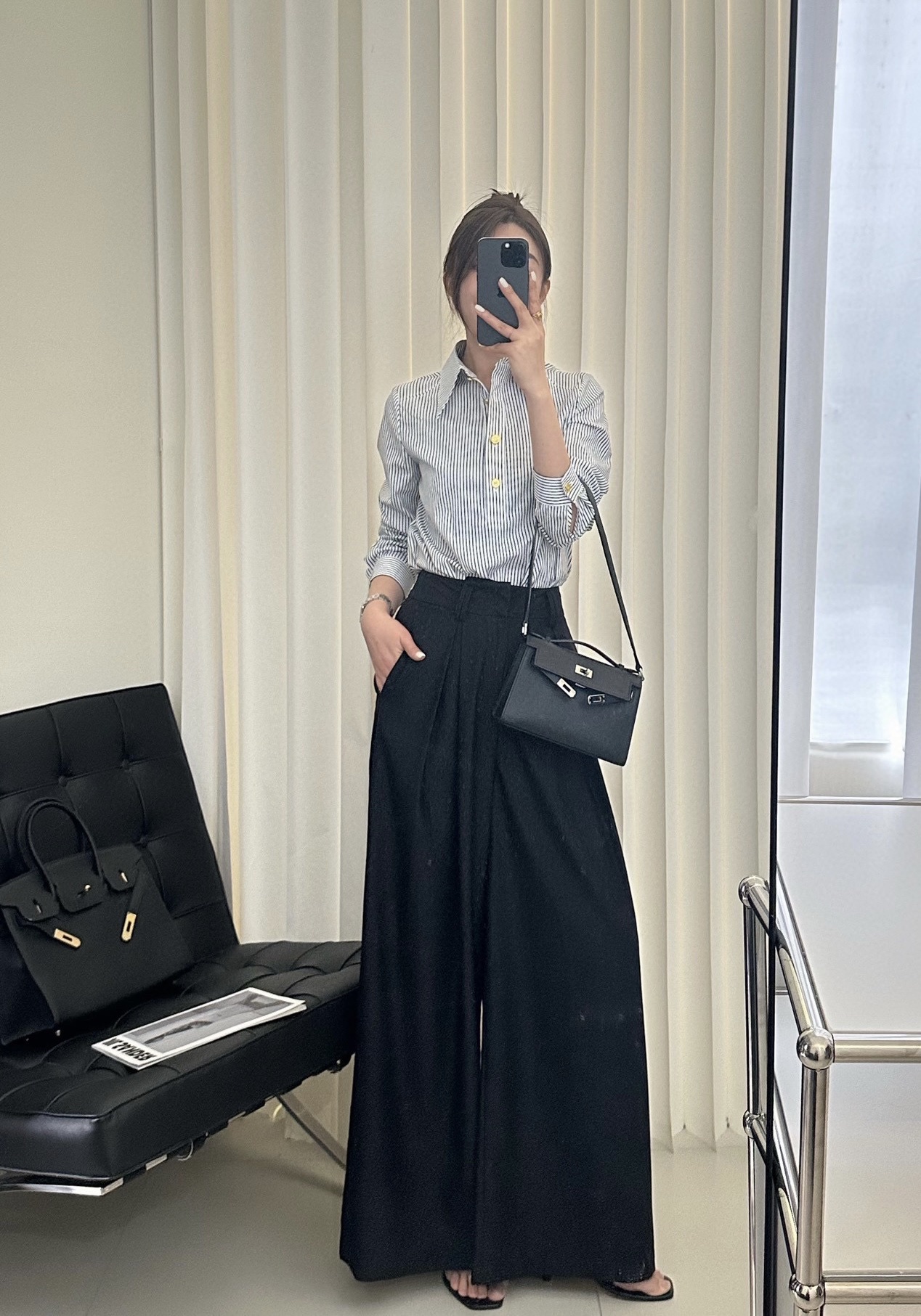 #Celin♡²⁵早秋新款 金扣装饰衬衣 高品质 现货首发size：S/M/L（s码肩宽：36，胸围：9