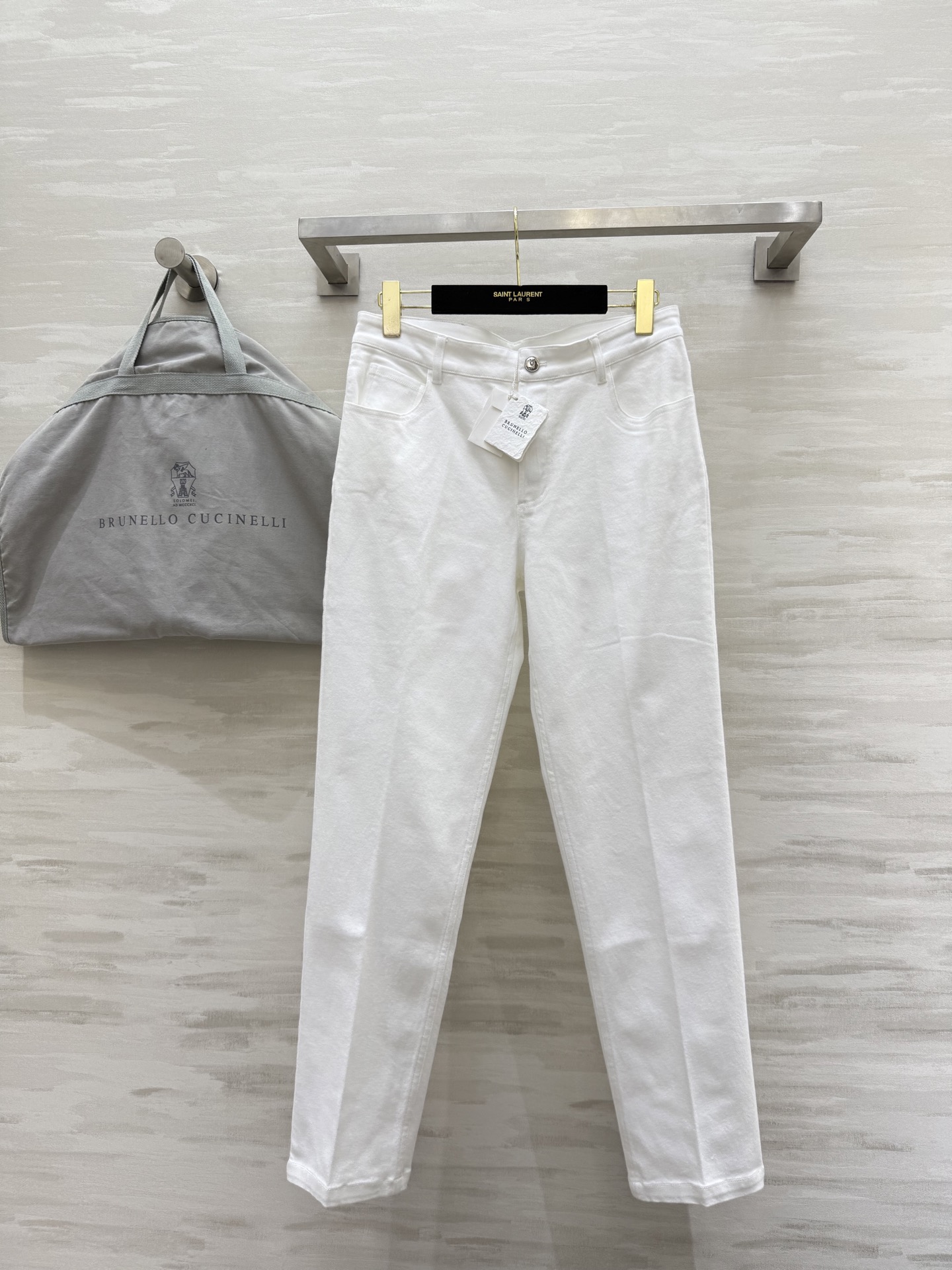 NO:477702,#BC early autumn new style straight jeans three-dimensional tailoring style makes legs look longer and slim, high-quality customization spot sizeS/M/L (size size 68 waist circumference, 98 pants length, jeans, alexander wang19860909#BC早秋新款 直筒牛仔裤 立体剪裁版型超级显腿长显瘦 高品质定制 现货首发sizeS/M/L（s码腰围68,裤长98,,jeans,alexander wang,Women's clothing