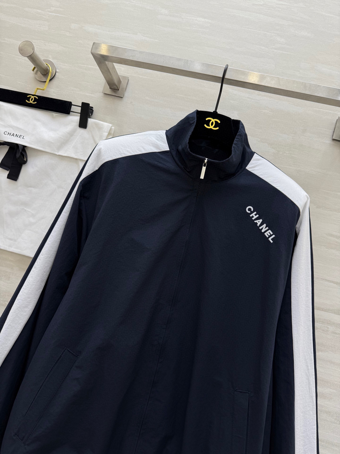 #Chane♡²⁵中古撞色立领外套 高品质定制 现货首发size：36/38/40（38码胸围：130，