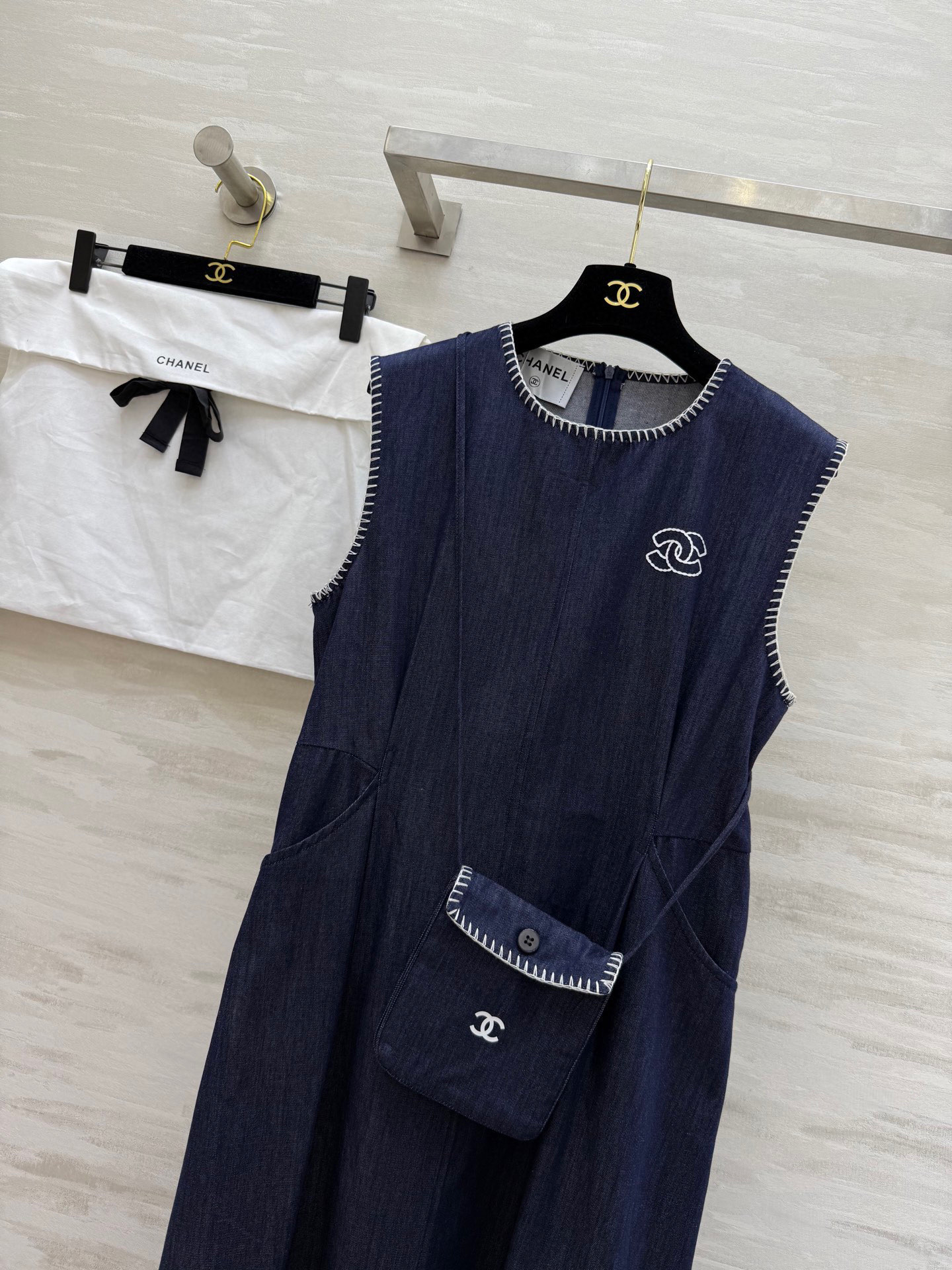 #Chane♡²⁵中古系列 天丝牛仔小背包背心裙 高品质定制 现货首发 配送防尘袋size：36/38/