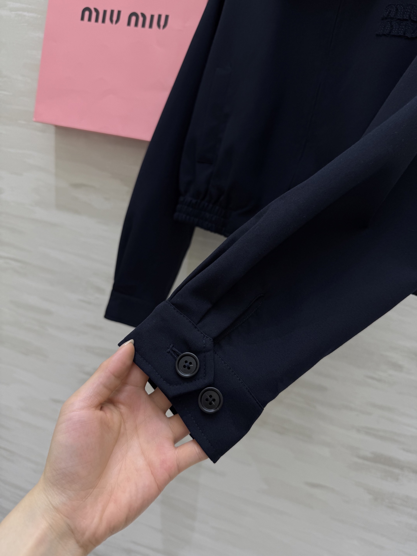 #Miumi♡²⁵秋冬新款 🉑️拆卸撞色翻领设计 精纺羊毛夹克外套 高品质定制 现货来size：S/M/