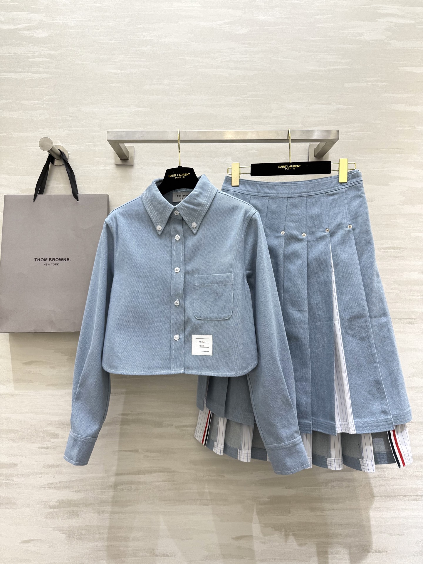 #汤姆布朗²⁵早秋新款 做旧牛仔衬衣 高品质 现货来size：S/M/L（s码胸围：96，衣长：45）