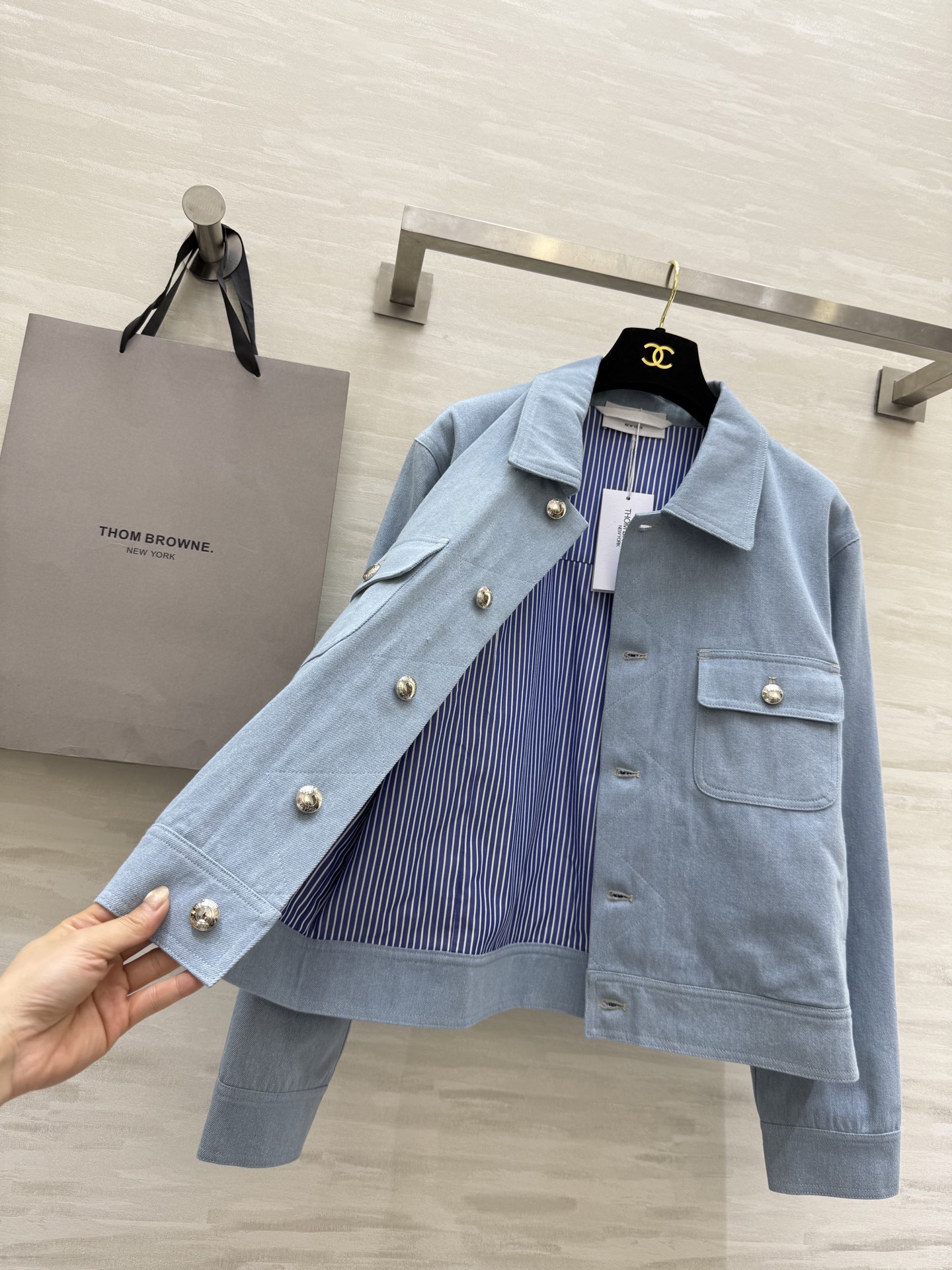 #汤姆布朗²⁵秋冬新款 做旧牛仔夹克外套 高品质 现货来size：S/M/L（s码胸围：108，衣长：5