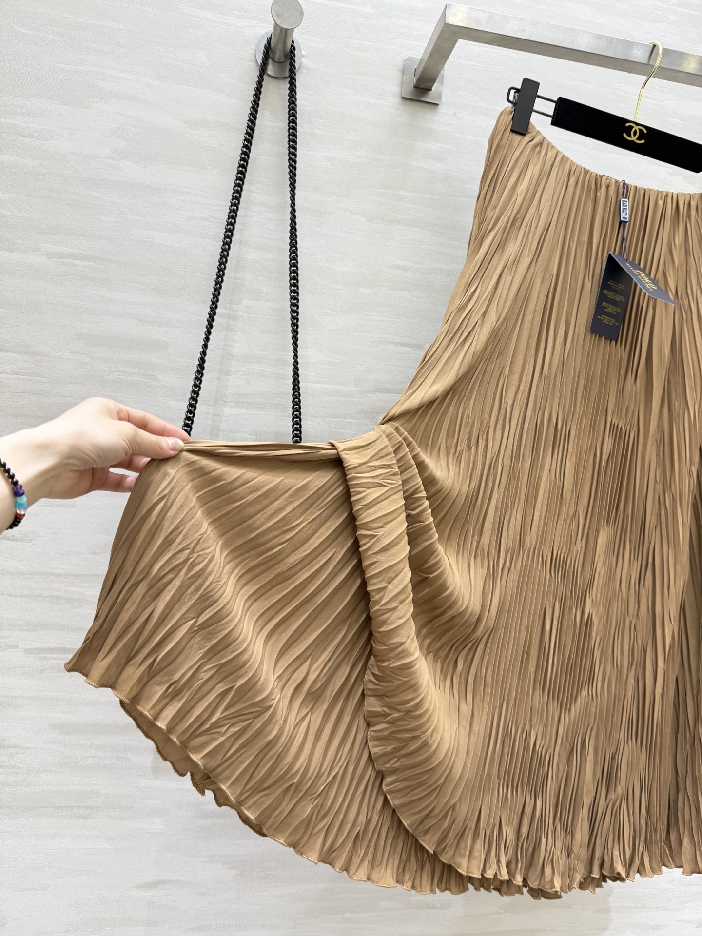 #拉夫劳伦²⁵秋冬新款 优雅褶皱长半裙 褶裥雪纺面料飘逸质感超赞 双层大裙摆优雅大气 经典版型时髦百搭不