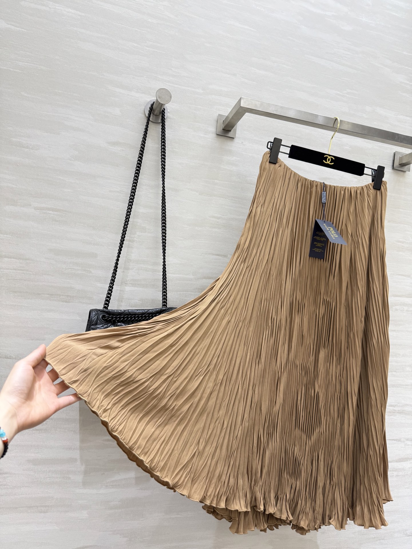 #拉夫劳伦²⁵秋冬新款 优雅褶皱长半裙 褶裥雪纺面料飘逸质感超赞 双层大裙摆优雅大气 经典版型时髦百搭不