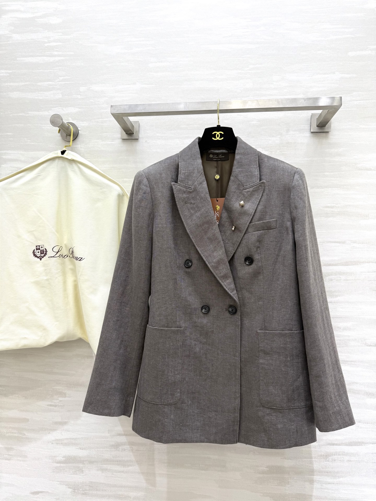 NO:480904,#LP new autumn and winter style retro herringbone linen jacket high quality spot sizeS/M/L (size s size 40 shoulder width, bust 98, length 70), loro piano, jackets & coats, business suit, alexander wang19860909#LP秋冬新款 复古人字纹亚麻西装外套 高品质 现货来sizeS/M/L（s码肩宽40,胸围98,衣长70）,,loro piana,jackets & coats,business suit,alexander wang,Women's clothing