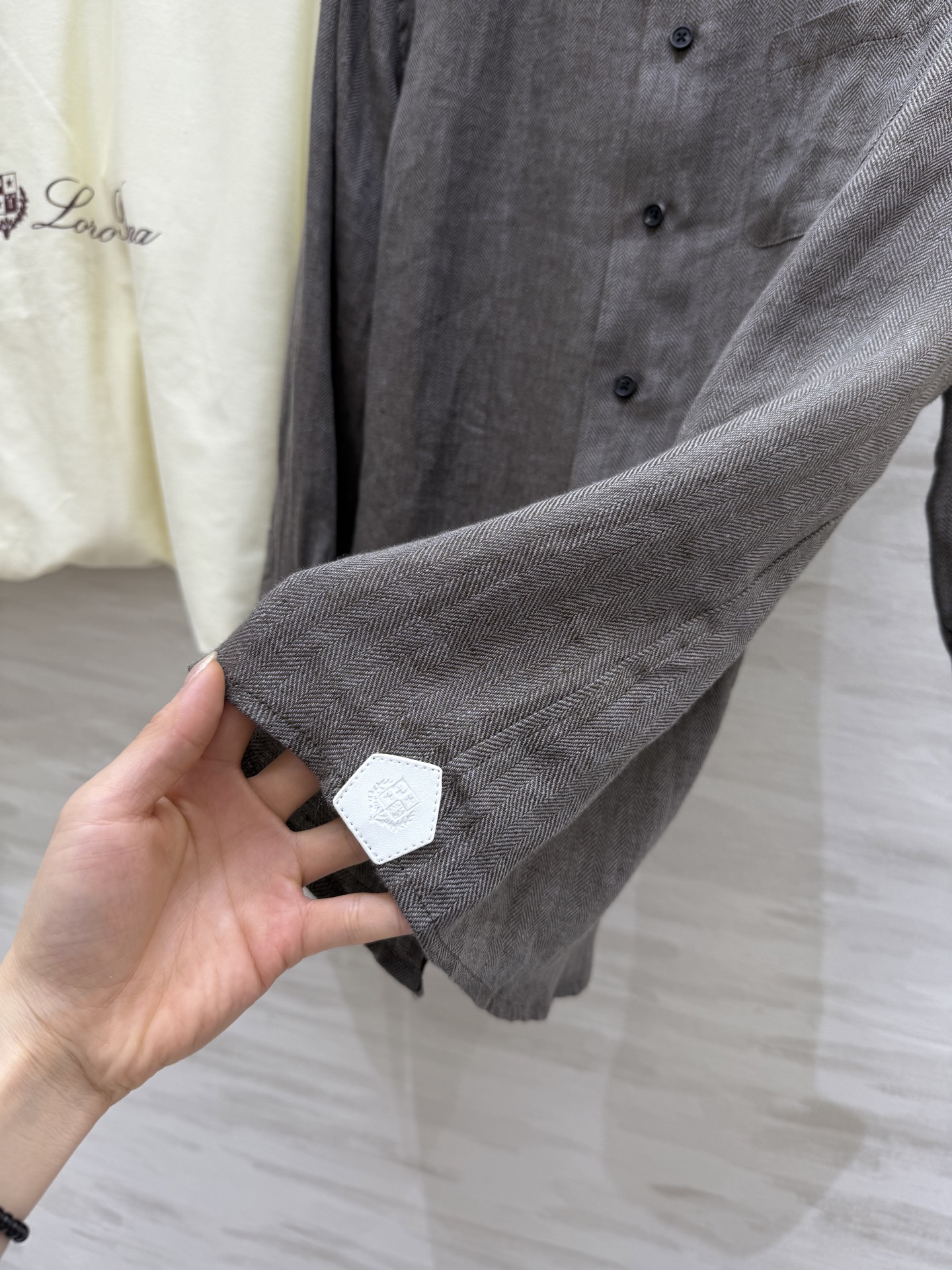 #LP²⁵秋冬新款 复古人字纹亚麻衬衣 高品质 现货来size：S/M/L（s码肩宽：38，胸围：104