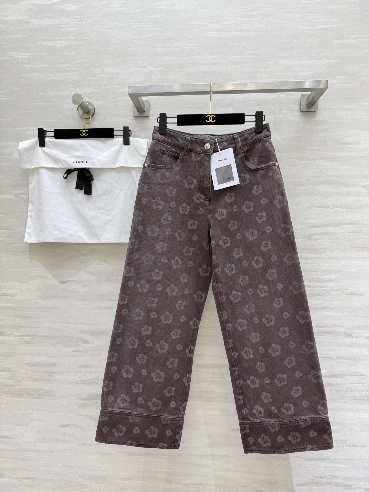NO:483988,#ChaneA high-end handicraft workshop Washed printed pattern jeans High quality customization Spot size36/38/40, Chanel, jeans, alexander wang19860909#ChaneA高级手工坊 水洗印花图案牛仔裤 高品质定制 现货来size36/38/40,,chanel,jeans,alexander wang,Women's clothing
