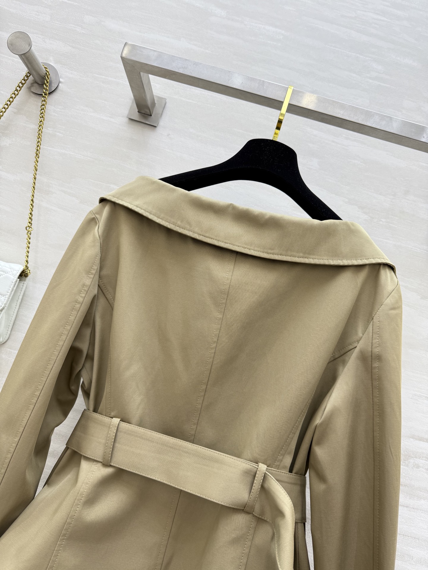 #DIO♡²⁵早秋新款 一字领风衣外套 高品质 现货首发size：36/38/40（36码胸围：90，衣