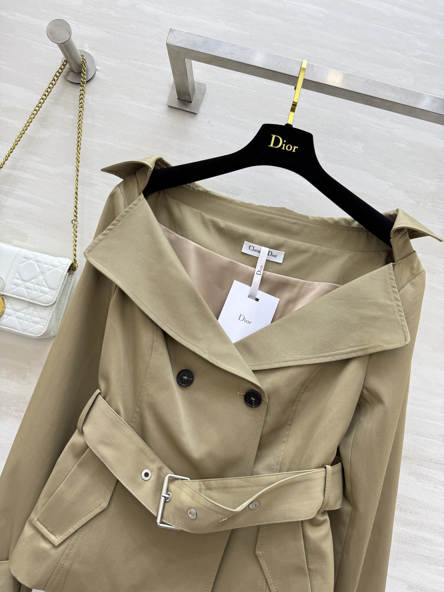 #DIO♡²⁵早秋新款 一字领风衣外套 高品质 现货首发size：36/38/40（36码胸围：90，衣