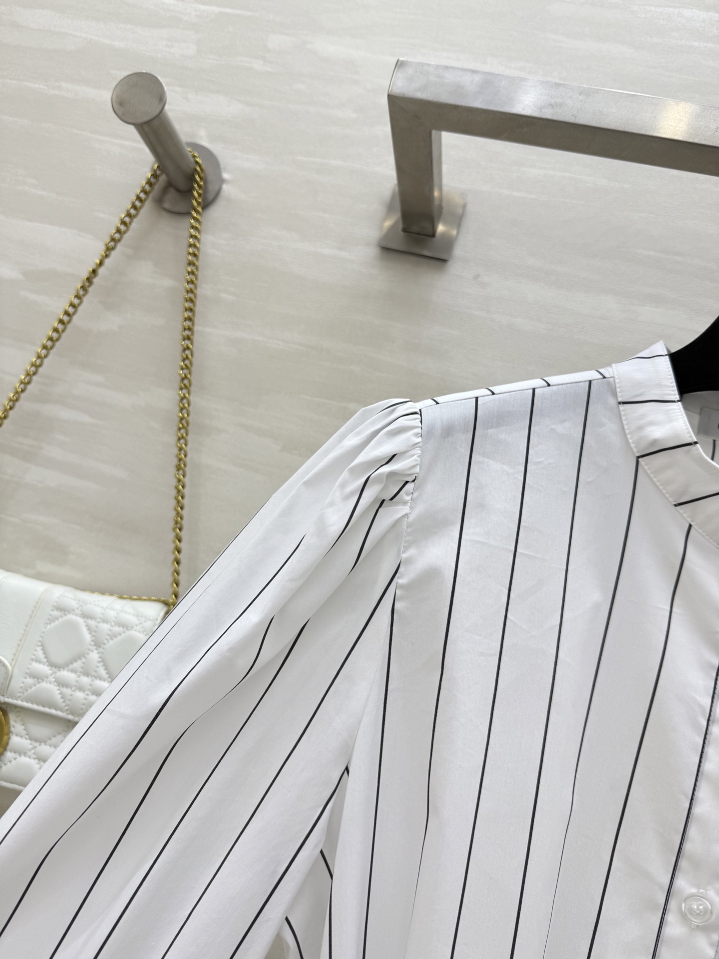 #DIO♡²⁵早秋新款 竖条纹衬衣裙 高品质 现货来size：S/M/L（s码肩宽：36，胸围：100，