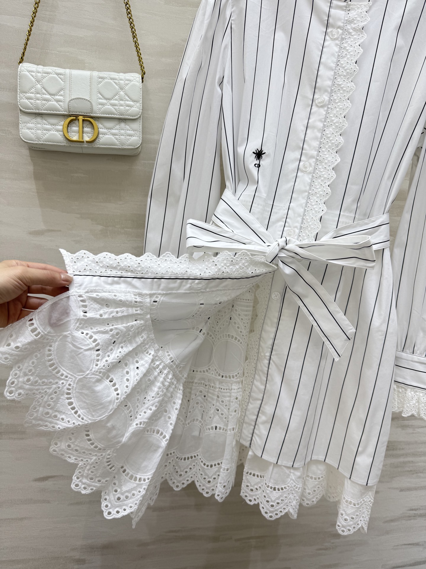 #DIO♡²⁵早秋新款 竖条纹衬衣裙 高品质 现货来size：S/M/L（s码肩宽：36，胸围：100，