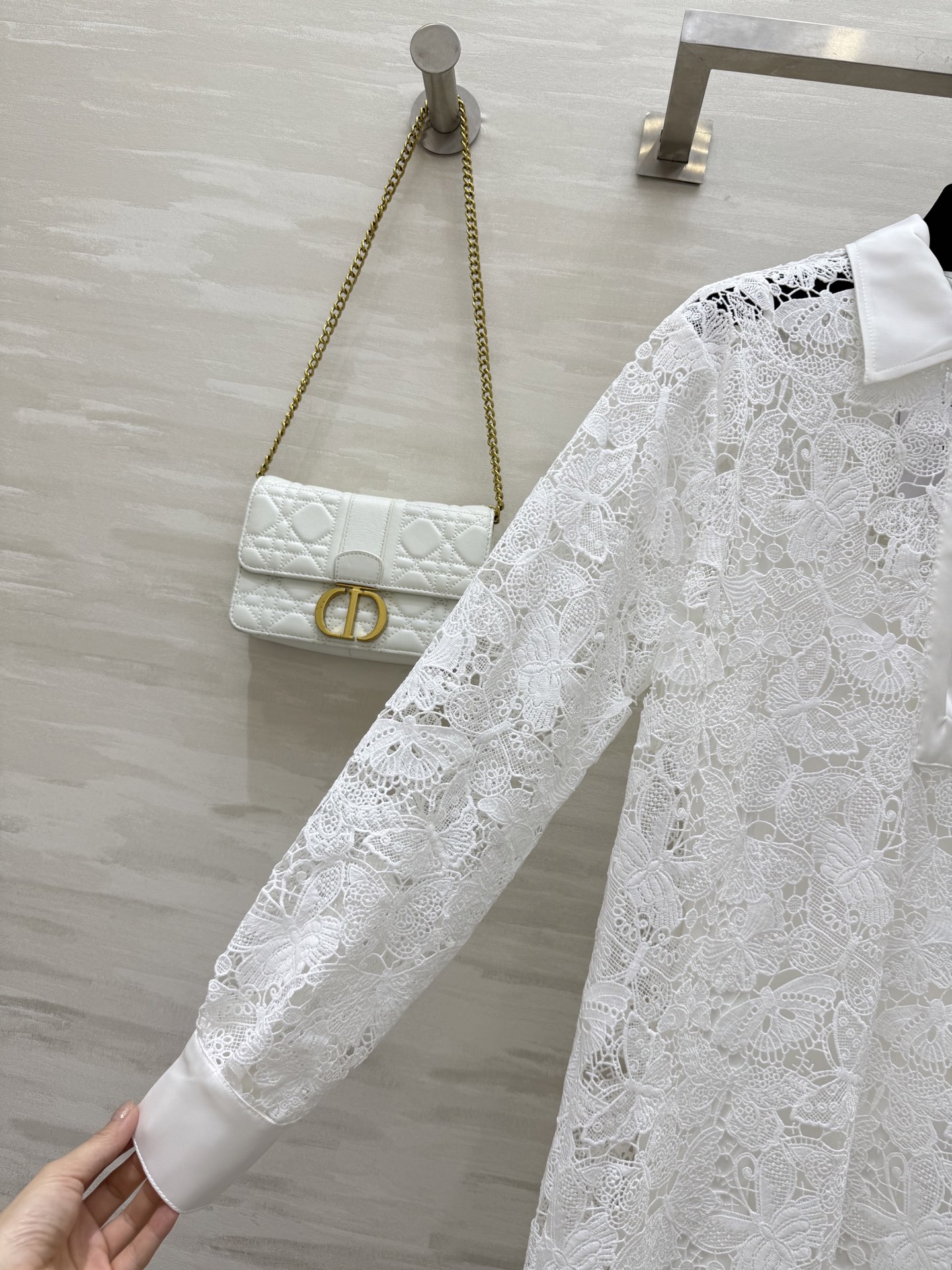 #Dio♡²⁵早秋新款 🦋系列 蕾丝衬衣长裙 定制面料奢华高级 高品质 现货首发size：36/38/4