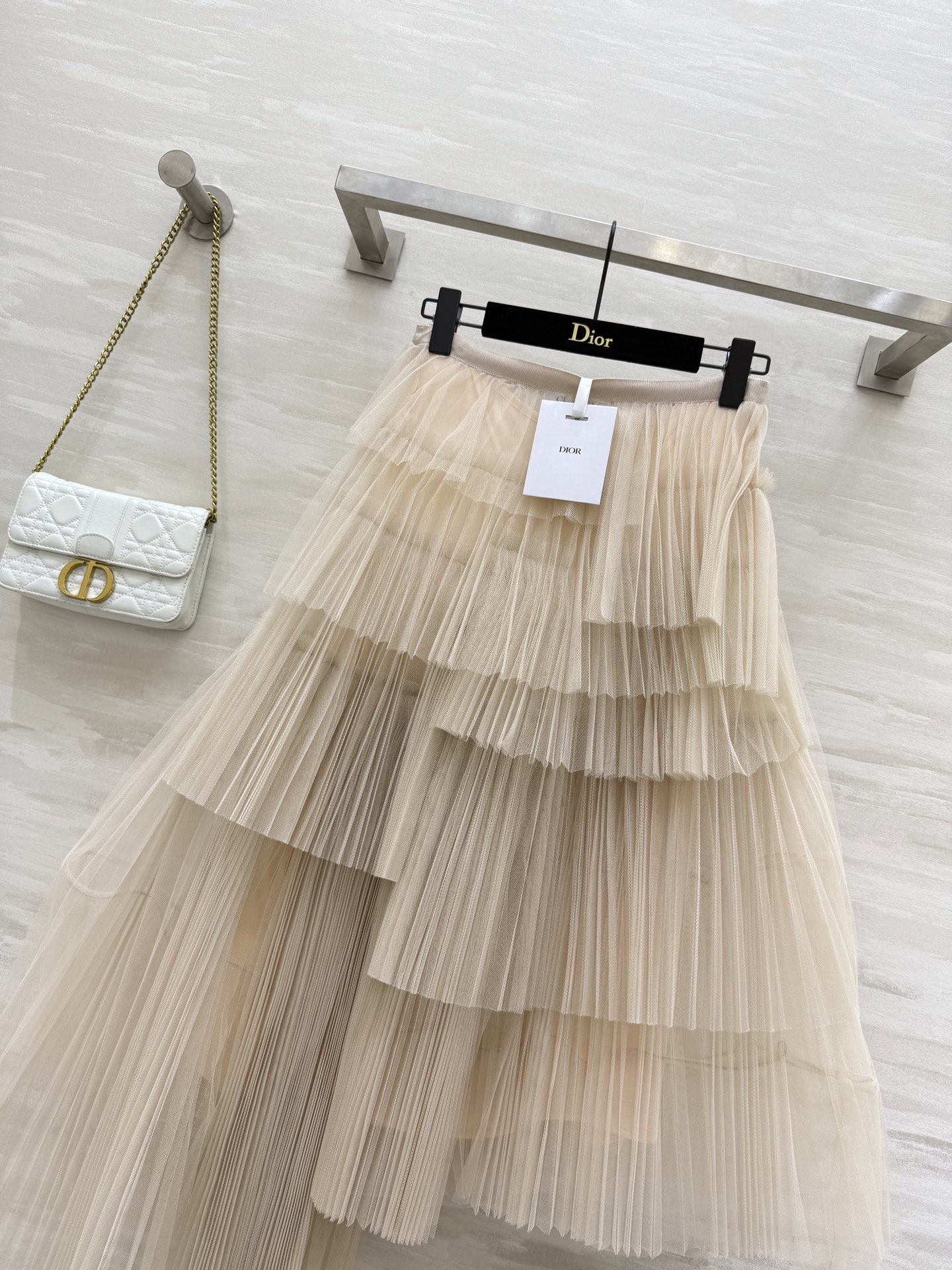 #DIO♡²⁵早秋新款 不规则网纱半裙 高级有设计感 高品质 现货首发size：36/38/40（36码