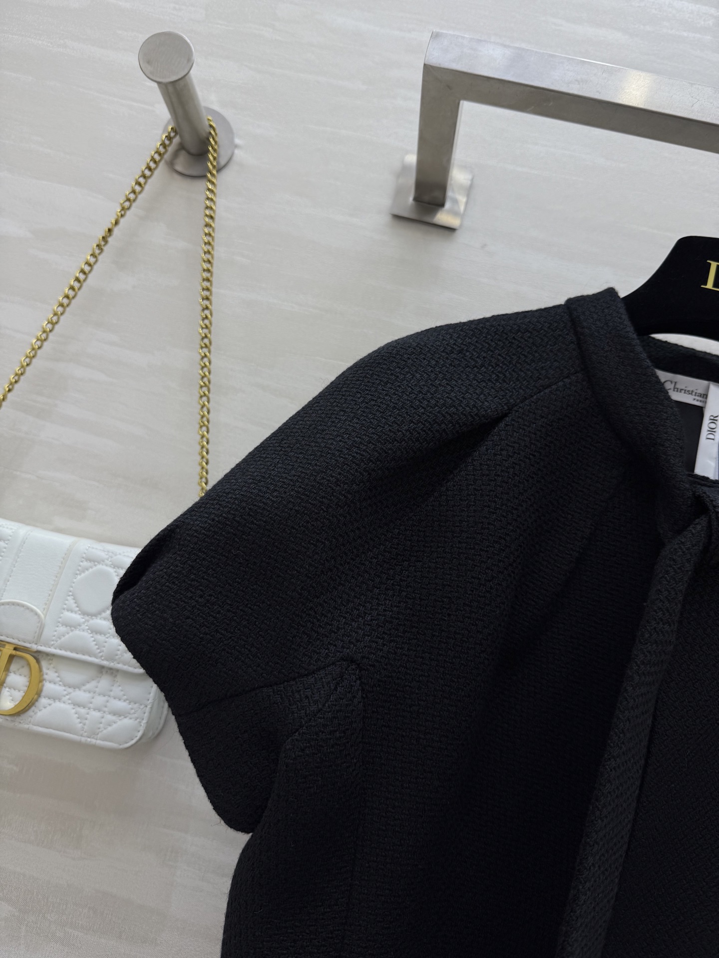 #DIO♡²⁵秋冬新款 领带装饰宫廷风泡泡袖上衣 高品质 现货来size：36/38/40（36码胸围：