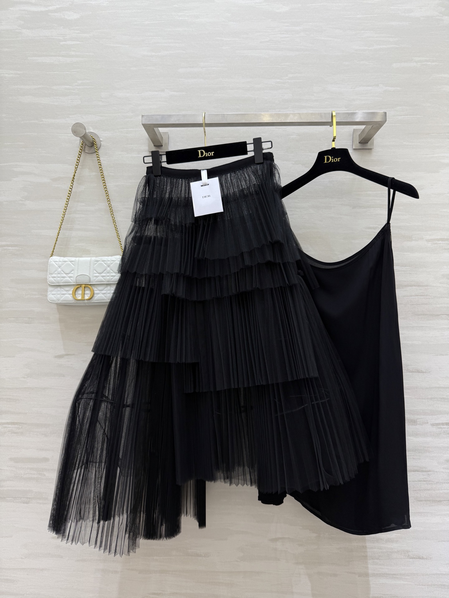 #DIO♡²⁵早秋新款 不规则网纱半裙 高级有设计感 高品质 现货首发size：36/38/40（36码