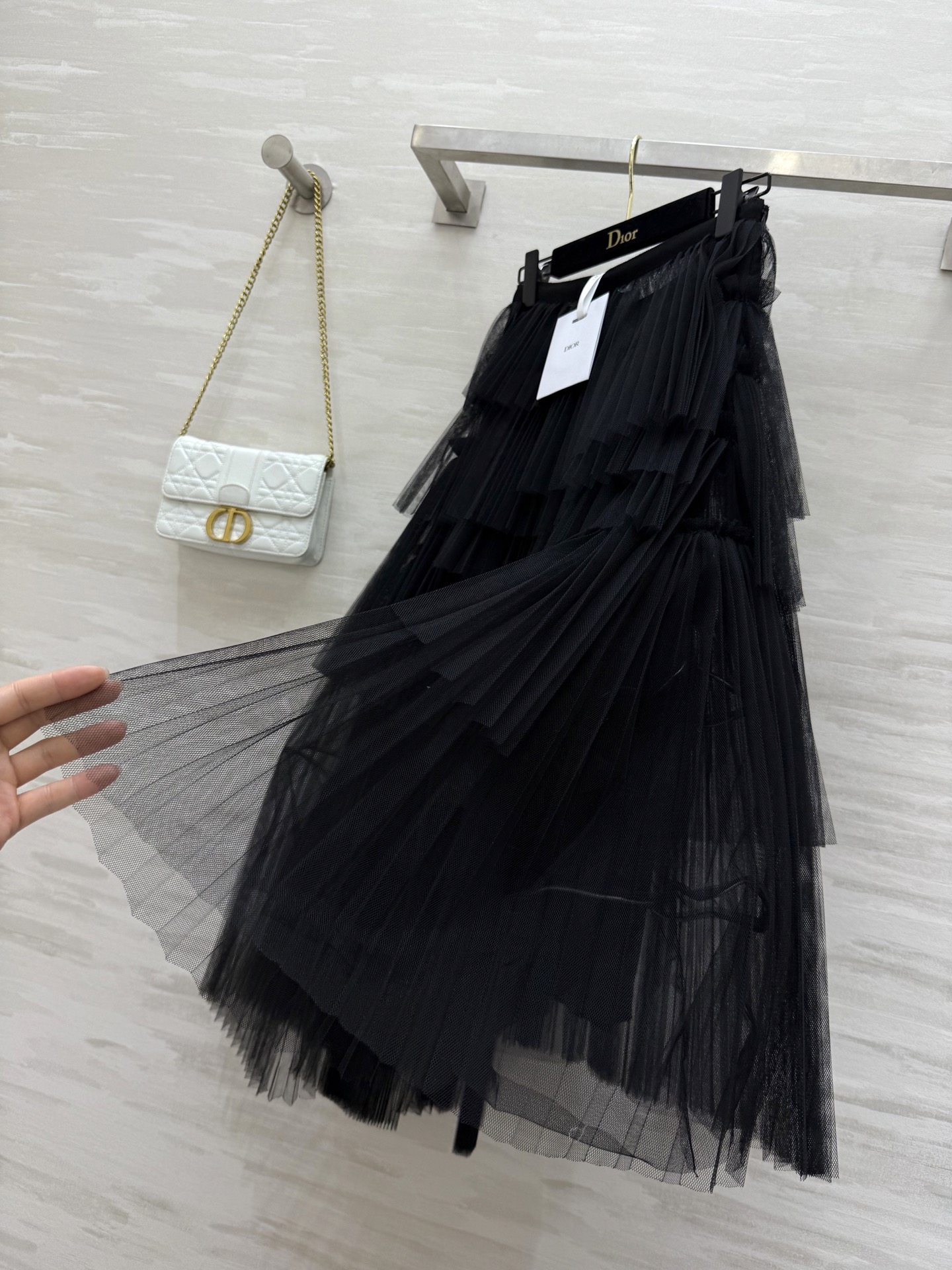 #DIO♡²⁵早秋新款 不规则网纱半裙 高级有设计感 高品质 现货首发size：36/38/40（36码