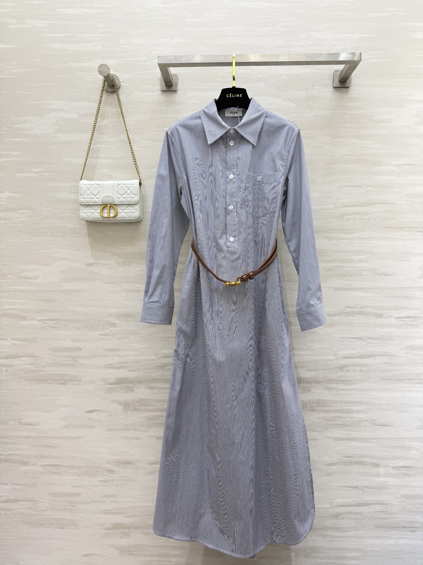 NO:493616,#Celin early autumn new style shirt-style striped dress high quality spot sizeS/M/L (size s size bust 94, 128 length), celine, skirts, alexander wang19860909#Celin早秋新款 衬衣式条纹连衣裙 高品质 现货来sizeS/M/L（s码胸围94,衣长128）,,celine,skirts,alexander wang,Women's clothing