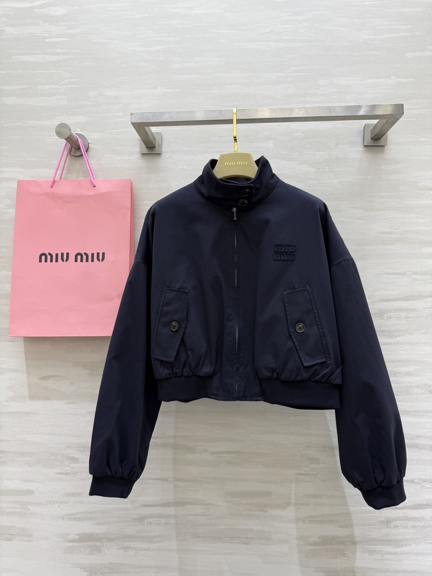 NO:495244,#miumi early autumn new style green grey jacket high quality spot sizeS/M/L (size s size 114, length 43), miumiu, jackets & coats, jackets & coats, alexander wang19860909#miumi早秋新款 绿格里夹克外套 高品质 现货来sizeS/M/L（s码胸围114,衣长43）,,miumiu,jackets & coats,jackets & coats,alexander wang,Women's clothing
