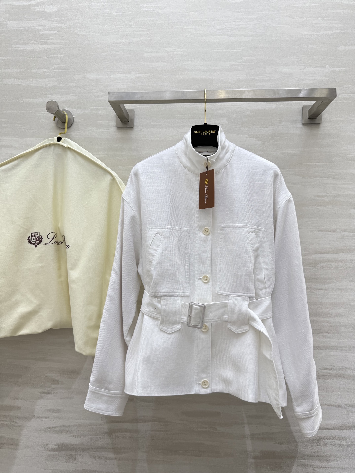 NO:495290,#LoroPian autumn and winter series high-end linen jacket really yyds!  The overall feeling is very free and easy!  It is casual without a belt. It is very capable and energetic when tied. High-quality customization. SizeS/M/L (size size 50 shoulder width, bust 108, and length 60), loro piano, jackets & coats, alexander wang19860909#LoroPian秋冬系列 高级感亚麻外套 真的yyds！整体感觉很洒脱的一件！不系腰带偏休闲 系了腰带就非常干练精气神十足 高品质定制 现货来sizeS/M/L（s码肩宽50,胸围108,衣长60）,,loro piana,jackets & coats,alexander wang,Women's clothing
