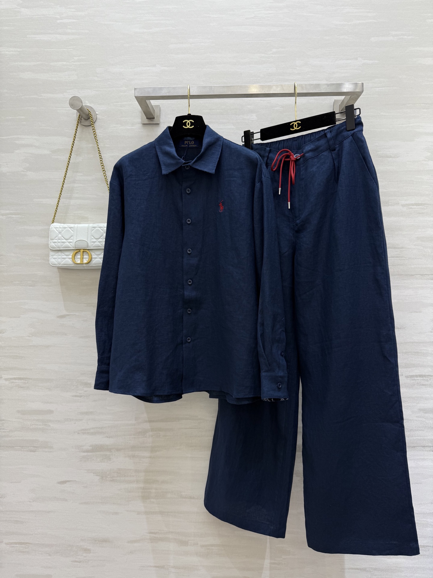 NO:496794,Shirt, pants #Lav Lauren's new early autumn style linen series casual and high-end minimalist style high quality spot sizeS/M/L (size shirt shoulder width 48, bust, length 69, trousers waist 68, hip 102, trousers length 102, alexander wang19860909衬衣,裤#拉夫劳伦早秋新款 亚麻系列 休闲高级 极简风 高品质 现货来 sizeS/M/L（s码衬衣肩宽48,胸围,衣长69,长裤腰围68,臀围102,裤长102,,alexander wang,Women's clothing