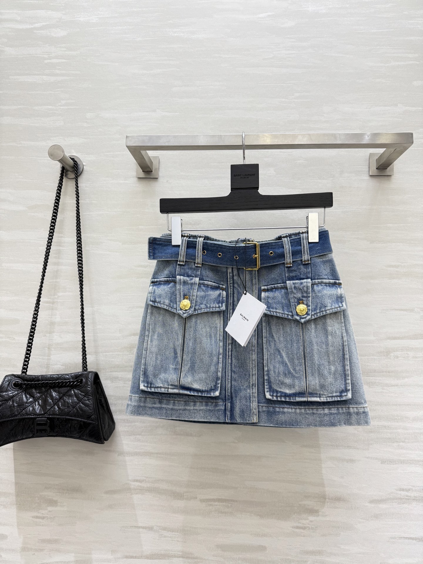 NO:496820,#Balma early autumn new denim skirt high quality spot sizeS/M/L (size size 66, hip circumference 90, skirt length 38), balmain, skirts, alexander wang19860909#Balma早秋新款 牛仔半裙 高品质 现货来sizeS/M/L（s码腰围66,臀围90,裙长38）,,balmain,skirts,alexander wang,Women's clothing